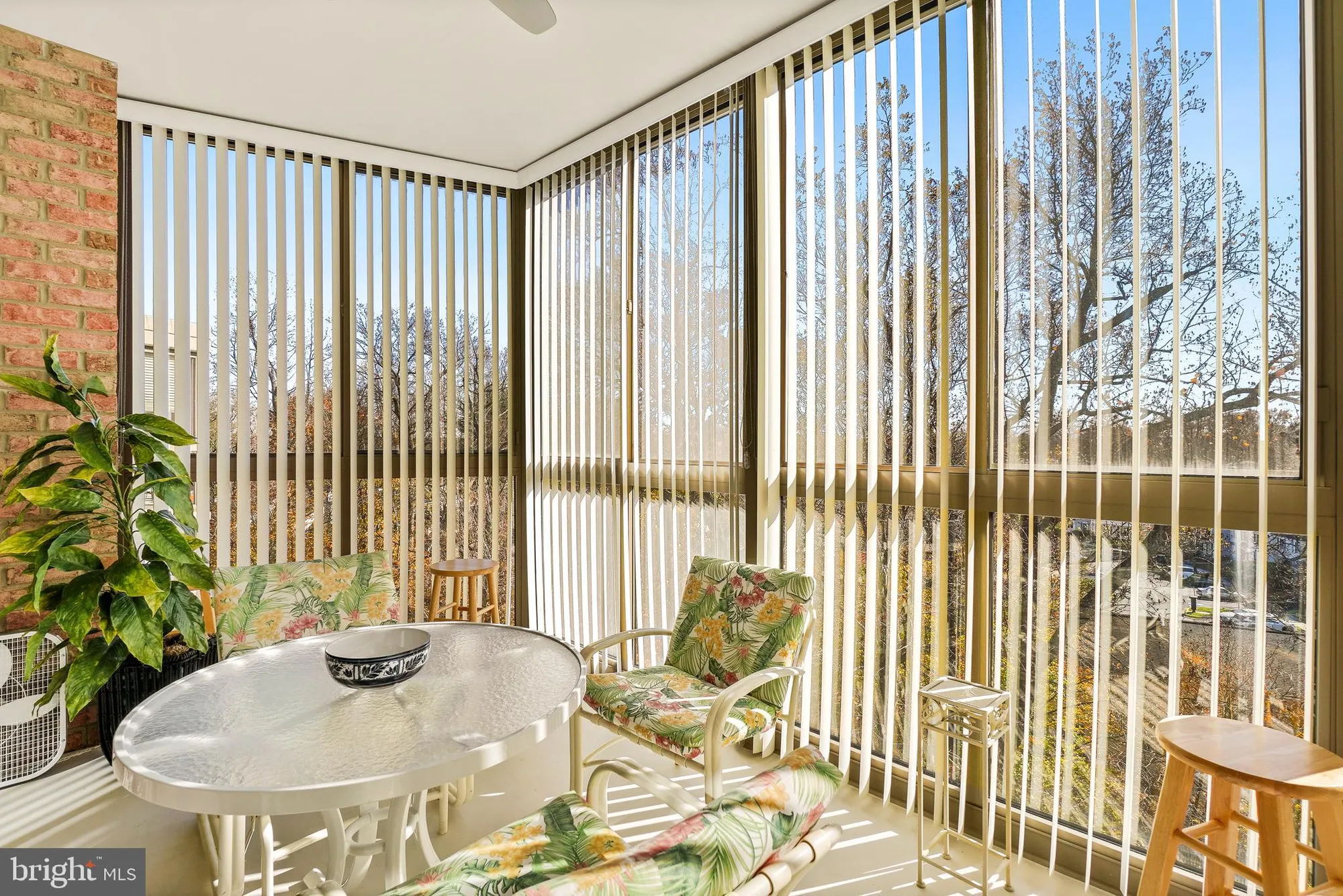 Property Slideshow image 16 of 30 | 2901 s leisure world blvd 524, Silver Spring, MD, 20906