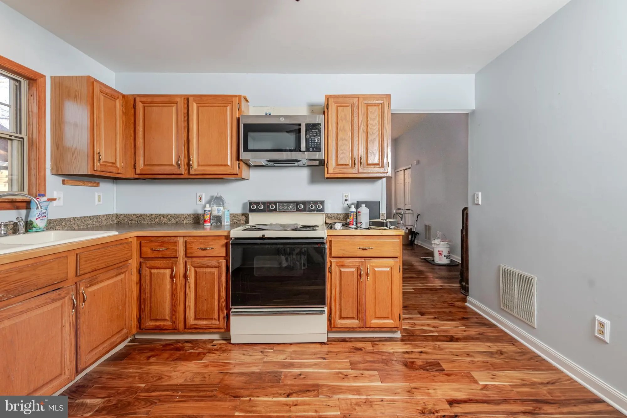 Property Slideshow image 7 of 23 | 519 petunia ln n # la # n, Whiting, NJ, 08759