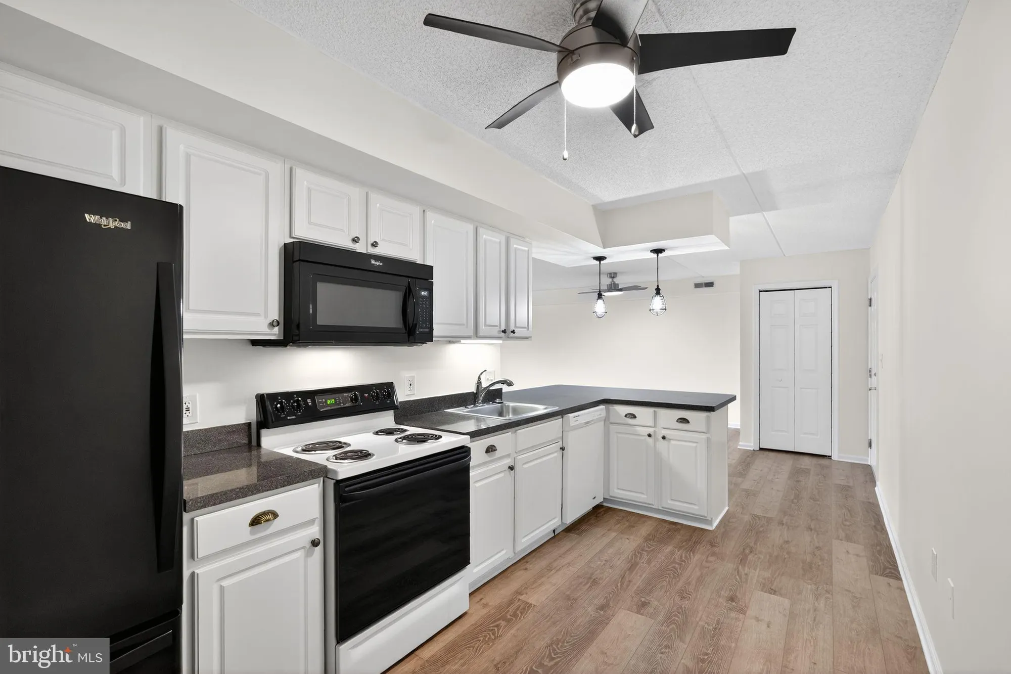 Property Slideshow image 5 of 27 | 402 brandon rd, Jeffersonville, PA, 19403