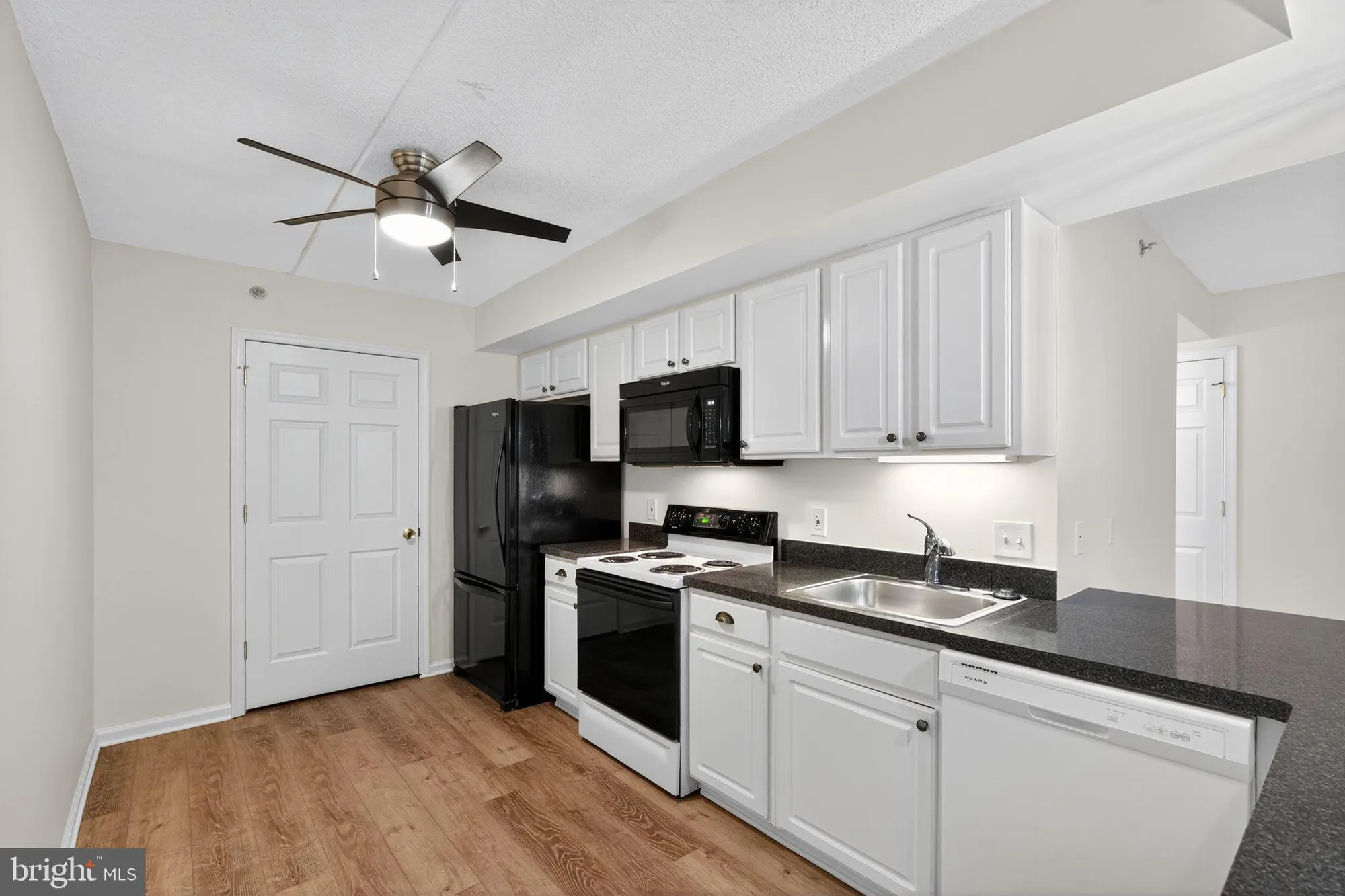 Property Slideshow image 8 of 27 | 402 brandon rd, Jeffersonville, PA, 19403