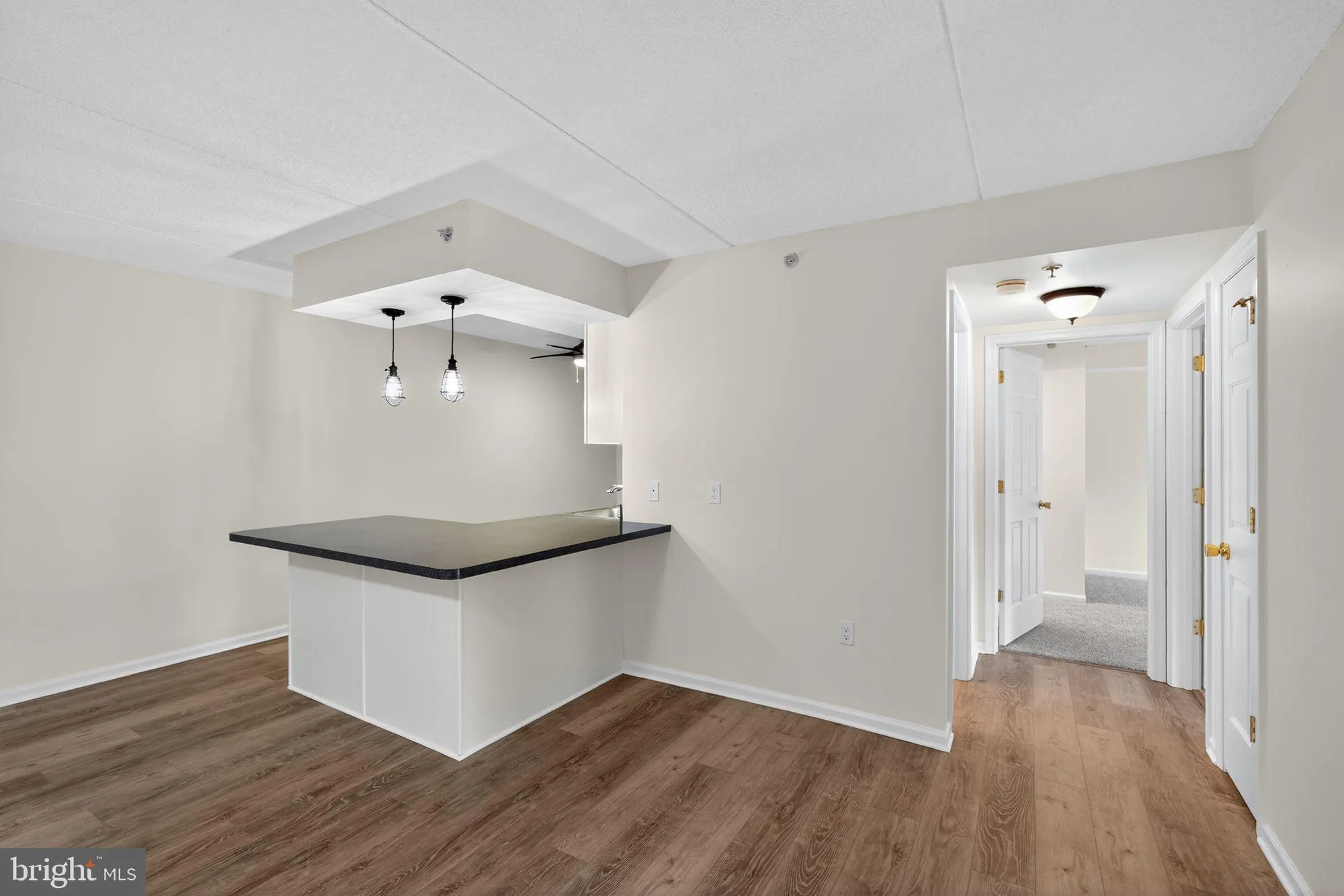 Property Slideshow image 9 of 27 | 402 brandon rd, Jeffersonville, PA, 19403