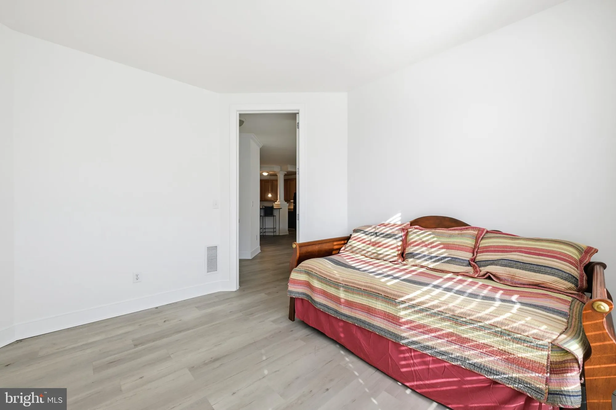 Property Slideshow image 18 of 24 | 1333 meridian blvd # 1333, Warrington, PA, 18976