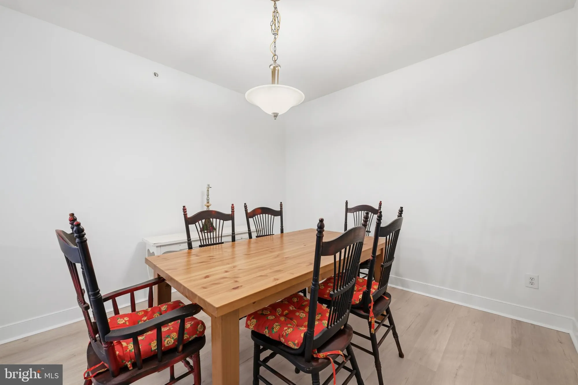 Property Slideshow image 9 of 24 | 1333 meridian blvd # 1333, Warrington, PA, 18976