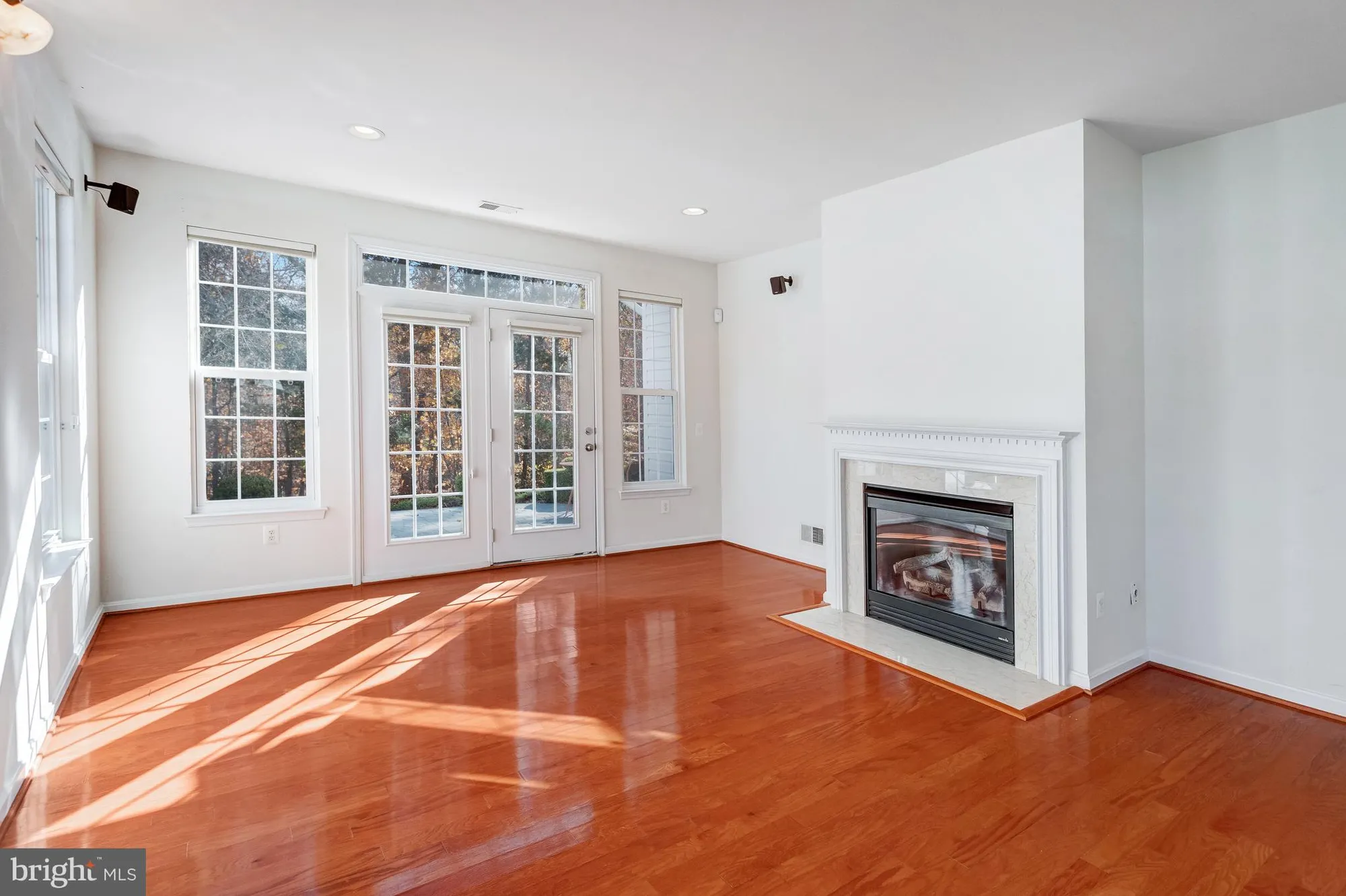 Property Slideshow image 20 of 41 | 17401 four seasons dr, Dumfries, VA, 22025