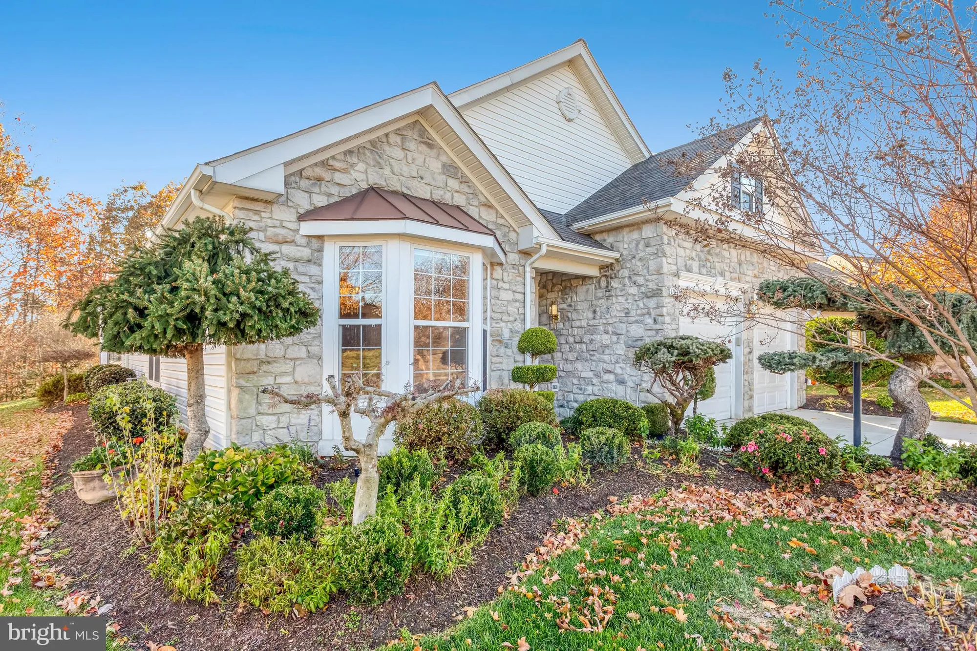 Property Slideshow image 4 of 41 | 17401 four seasons dr, Dumfries, VA, 22025