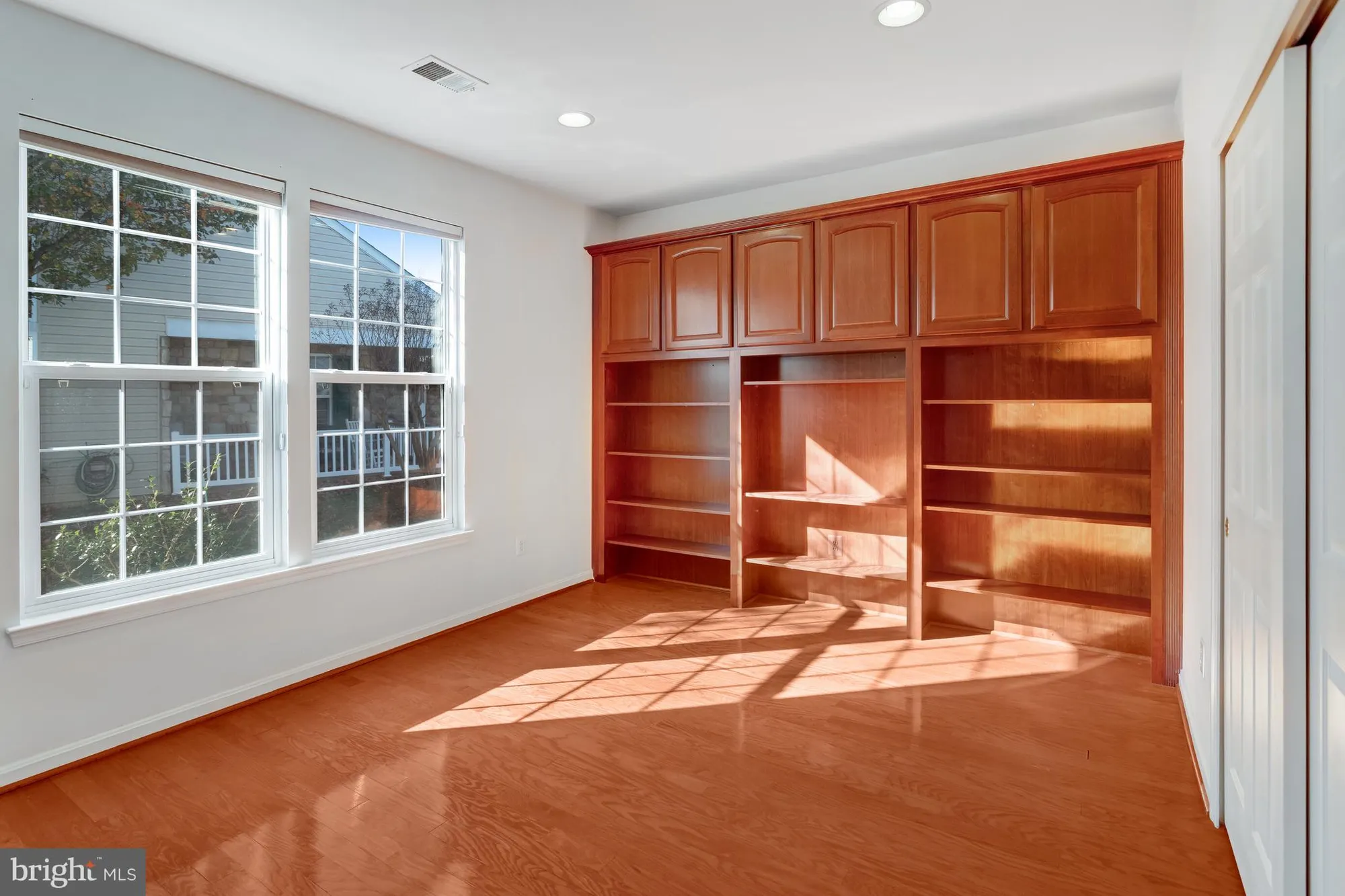 Property Slideshow image 31 of 41 | 17401 four seasons dr, Dumfries, VA, 22025