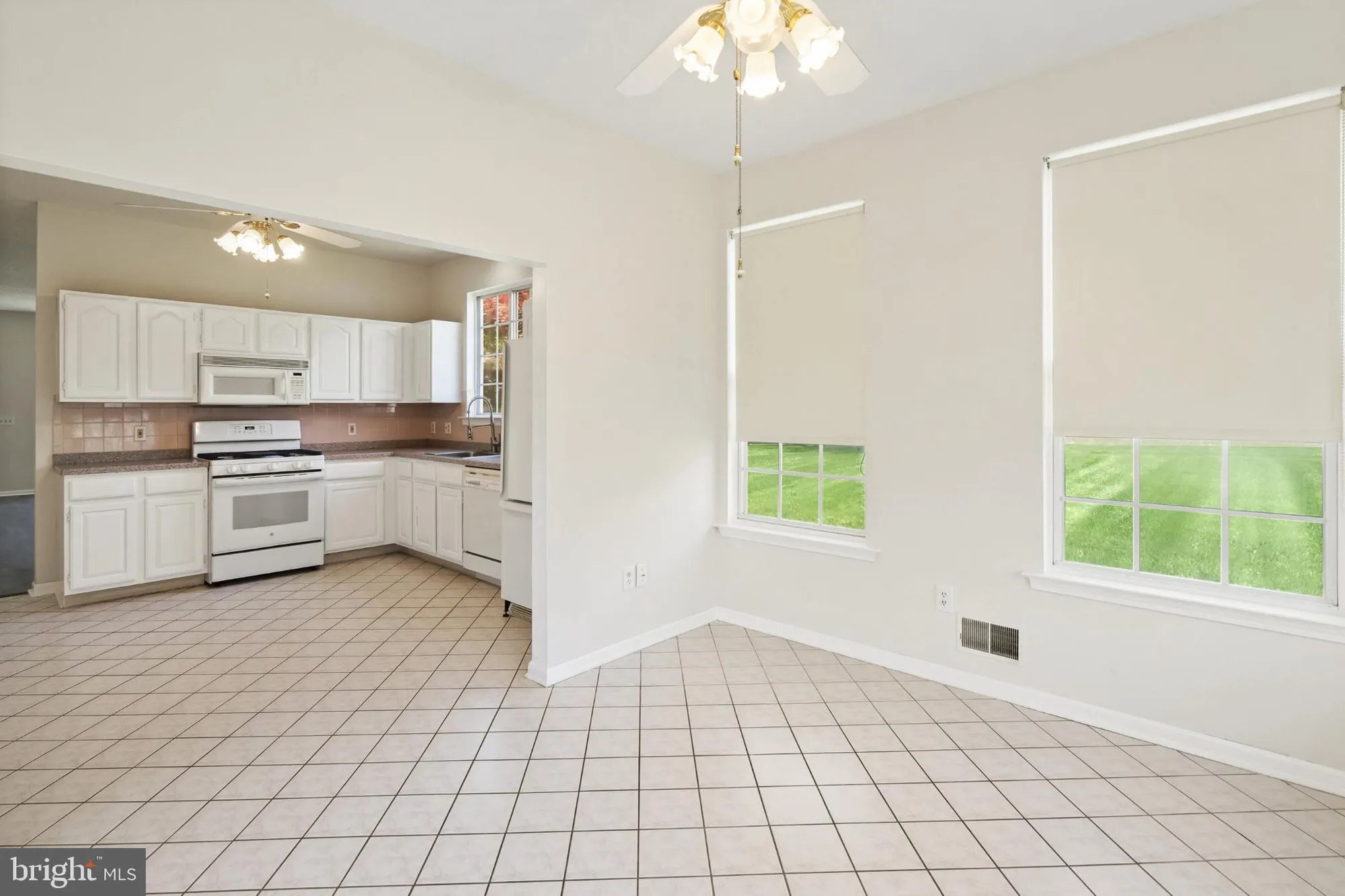 Property Slideshow image 13 of 31 | 43 osprey pl, Barnegat, NJ, 08005