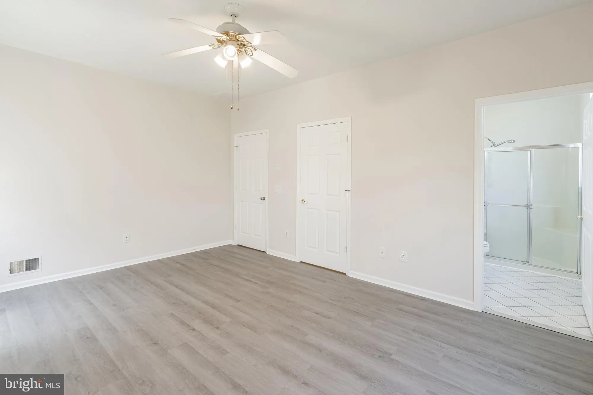 Property Slideshow image 15 of 31 | 43 osprey pl, Barnegat, NJ, 08005