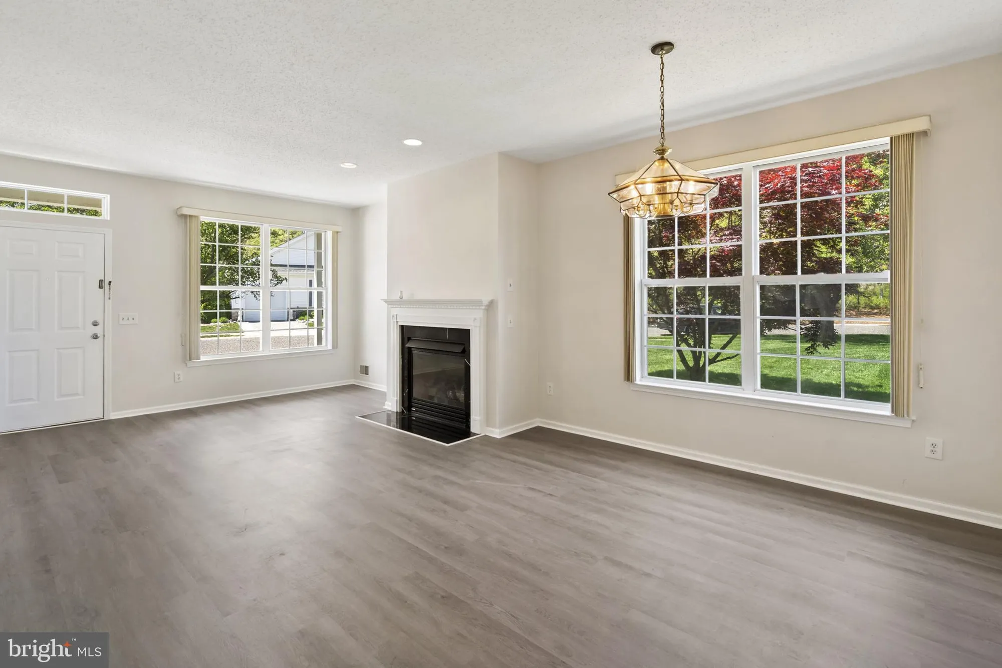 Property Slideshow image 7 of 31 | 43 osprey pl, Barnegat, NJ, 08005