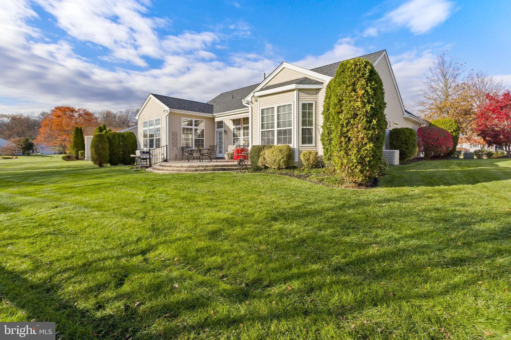 Property Slideshow image 16 of 23 | 25 ellington dr, Columbus, NJ, 08022