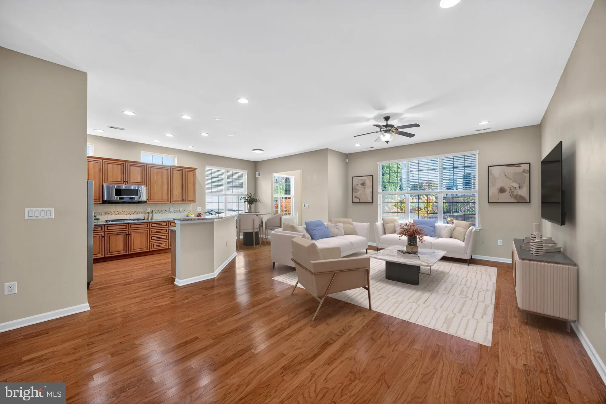 Property Slideshow image 6 of 43 | 24 fisher island ct, Monroe Township, NJ, 08831
