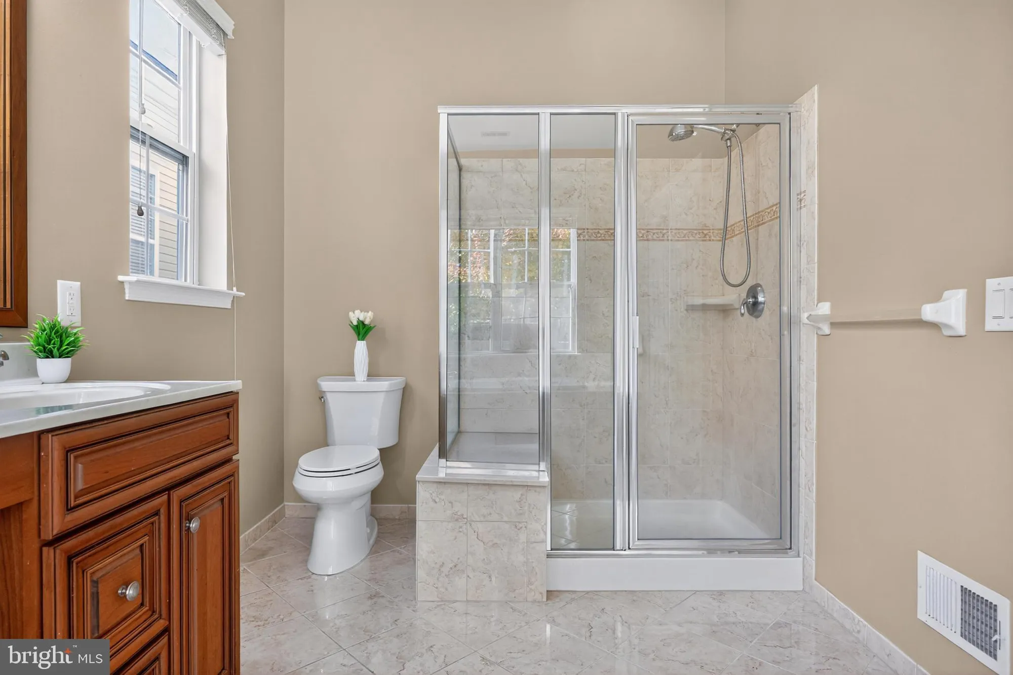 Property Slideshow image 25 of 43 | 24 fisher island ct, Monroe Township, NJ, 08831