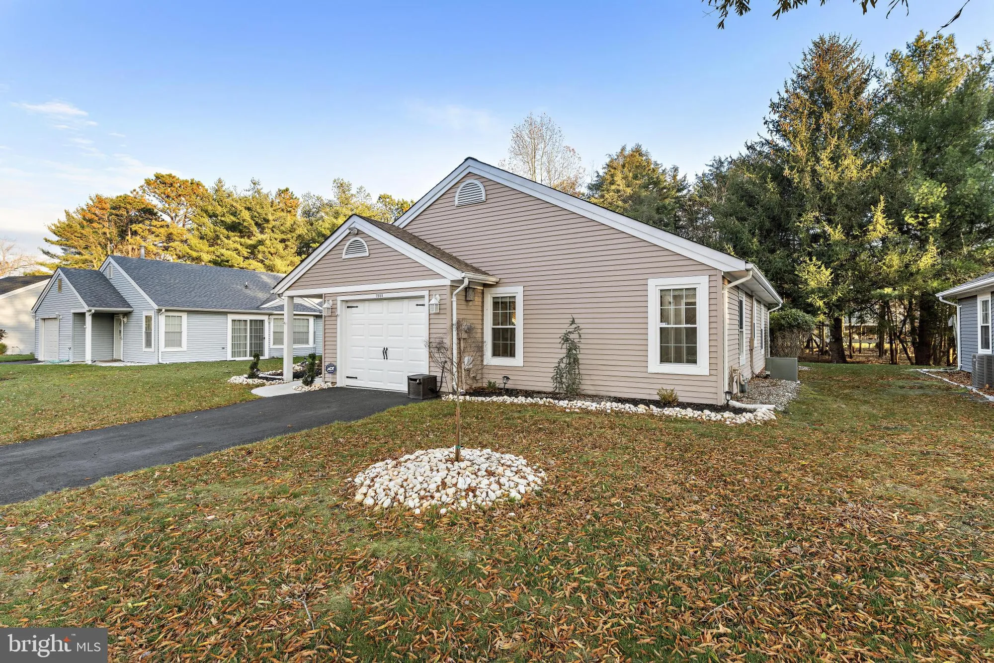 Property Slideshow image 4 of 36 | 1988 brookdale dr, Forked River, NJ, 08731