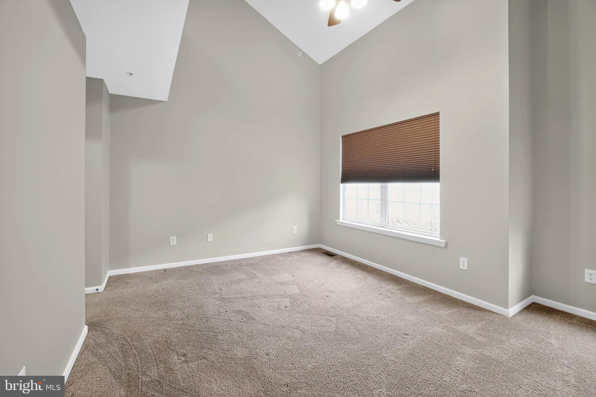 Property Slideshow image 21 of 38 | 311 goldenrod ct 175, Warrington, PA, 18976