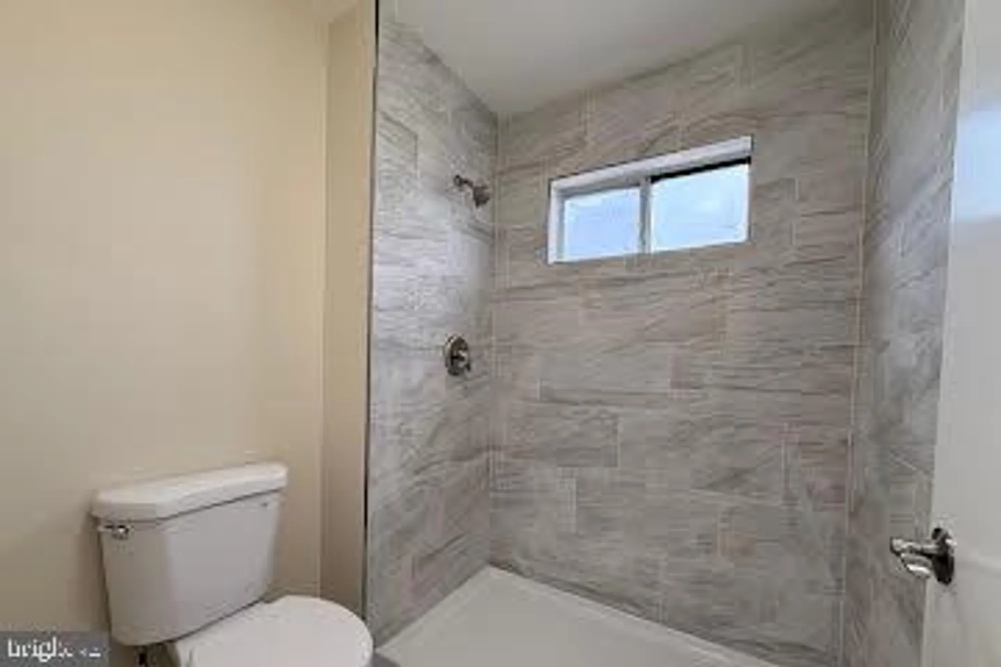 Property Slideshow image 16 of 26 | 5 carol ct, Manchester, NJ, 08759