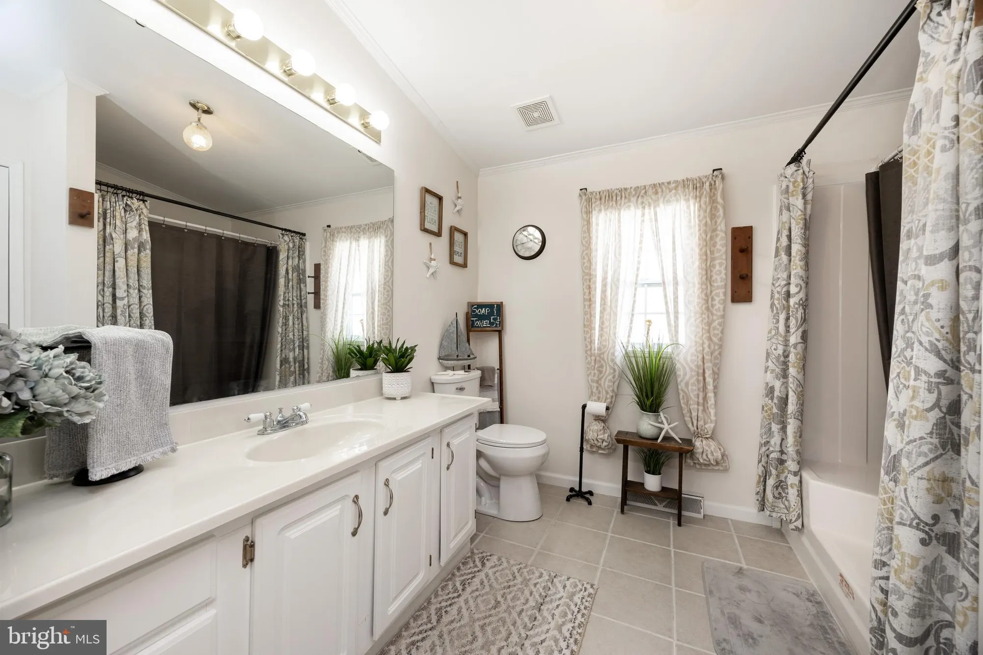 Property Slideshow image 12 of 29 | 107 carver ln, Royersford, PA, 19468