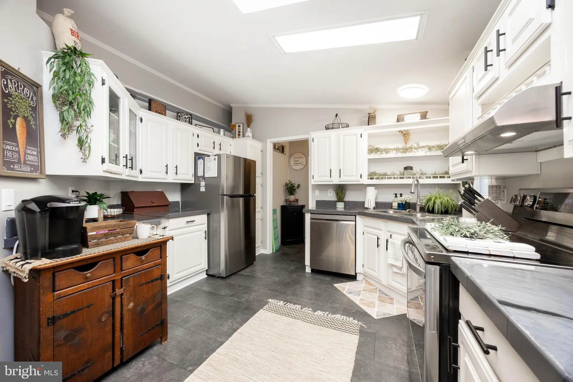 Property Slideshow image 6 of 29 | 107 carver ln, Royersford, PA, 19468