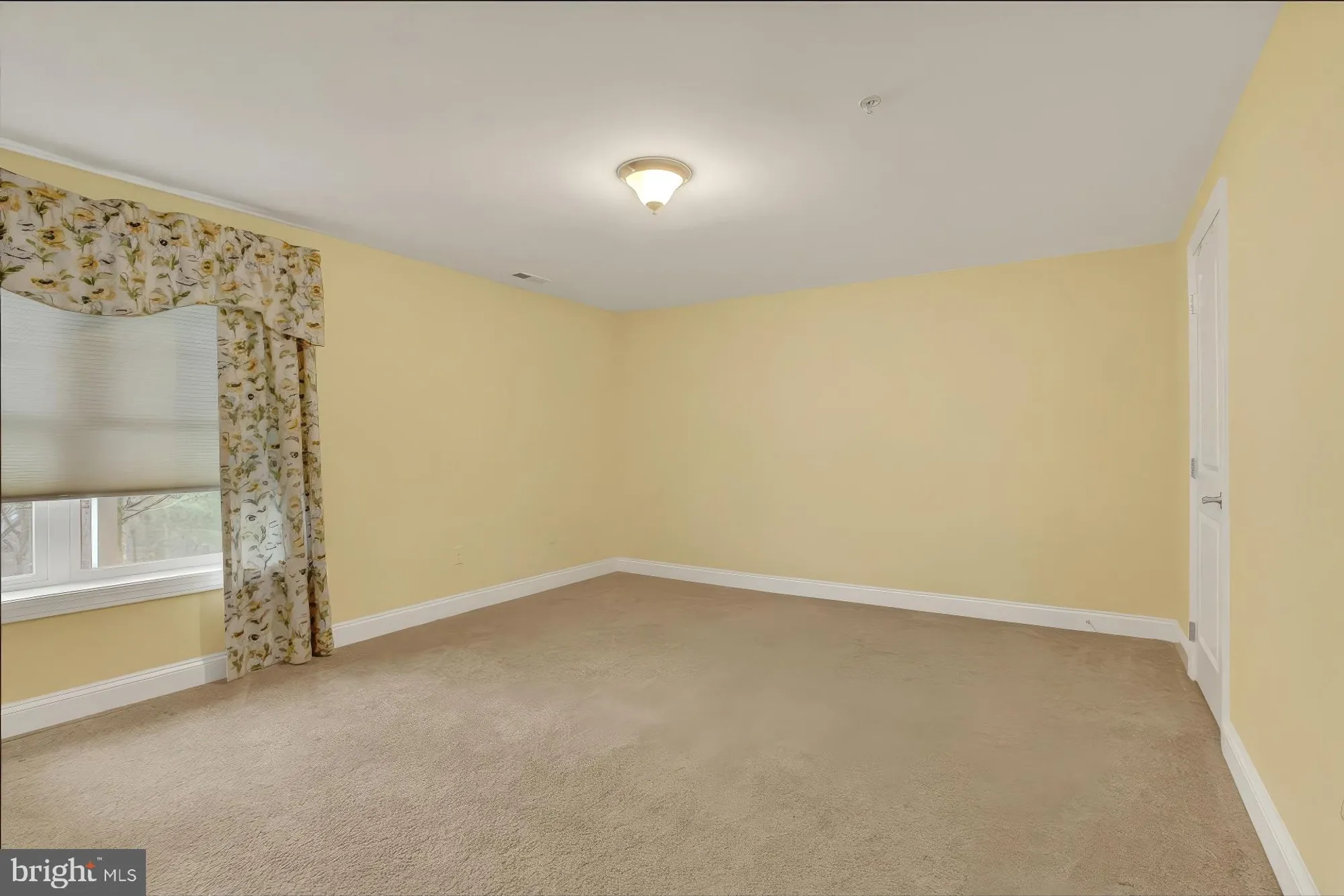 Property Slideshow image 32 of 43 | 2841 chauncey hill dr # 28, Manchester, MD, 21102