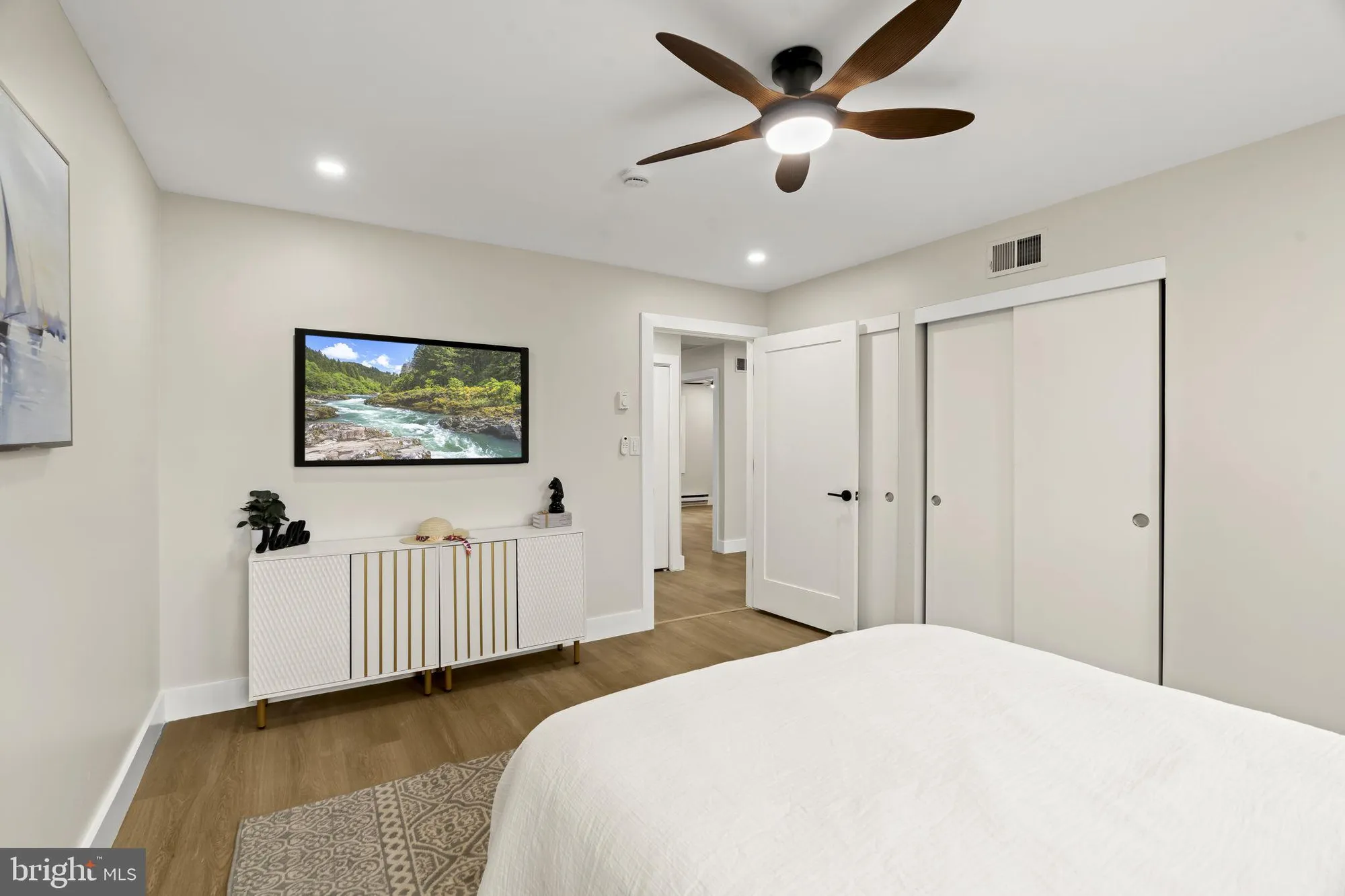 Property Slideshow image 13 of 28 | 84 parkway dr b, Freehold, NJ, 07728