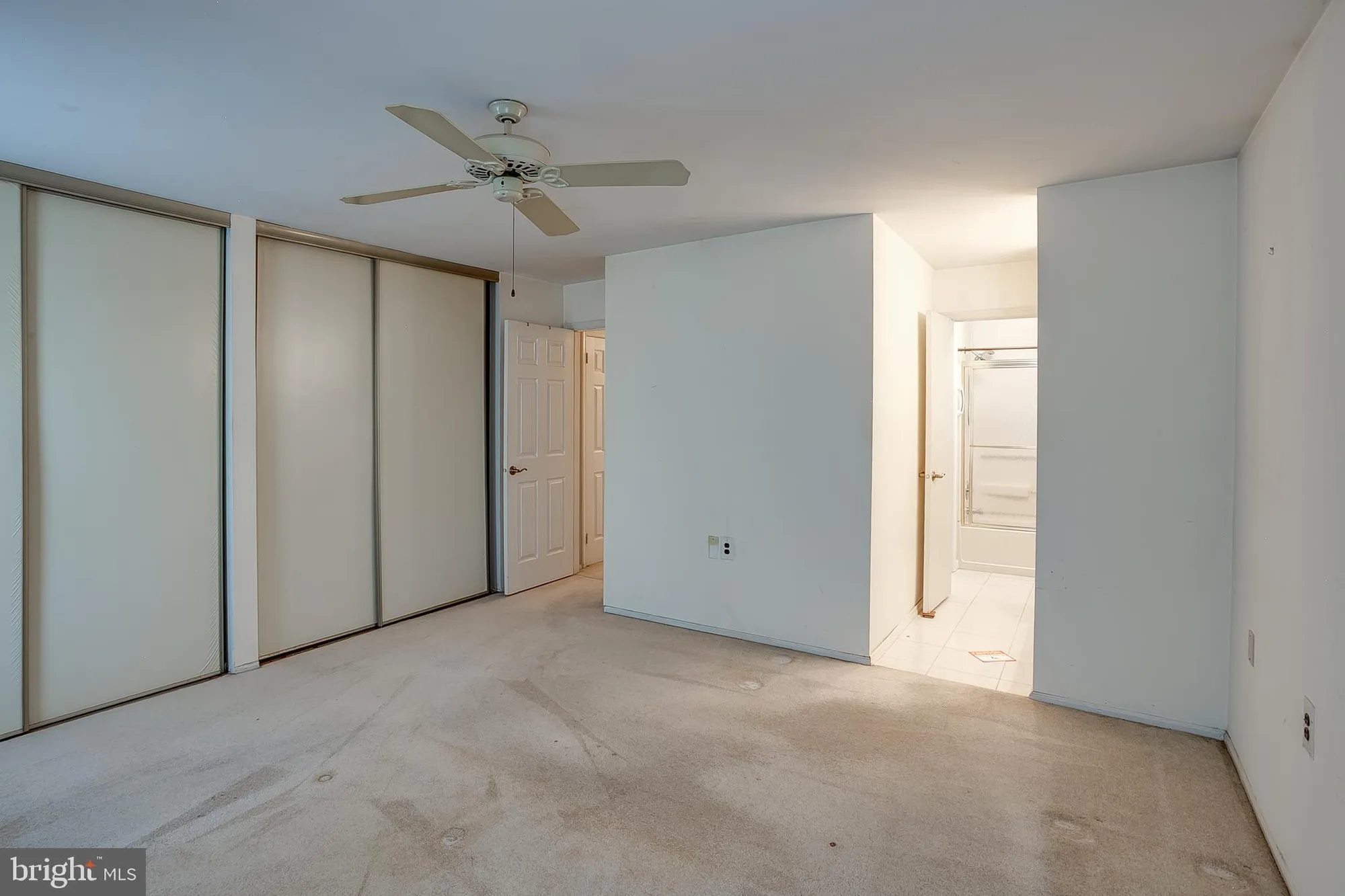 Property Slideshow image 13 of 25 | 53 knollwood dr, Deptford, NJ, 08096