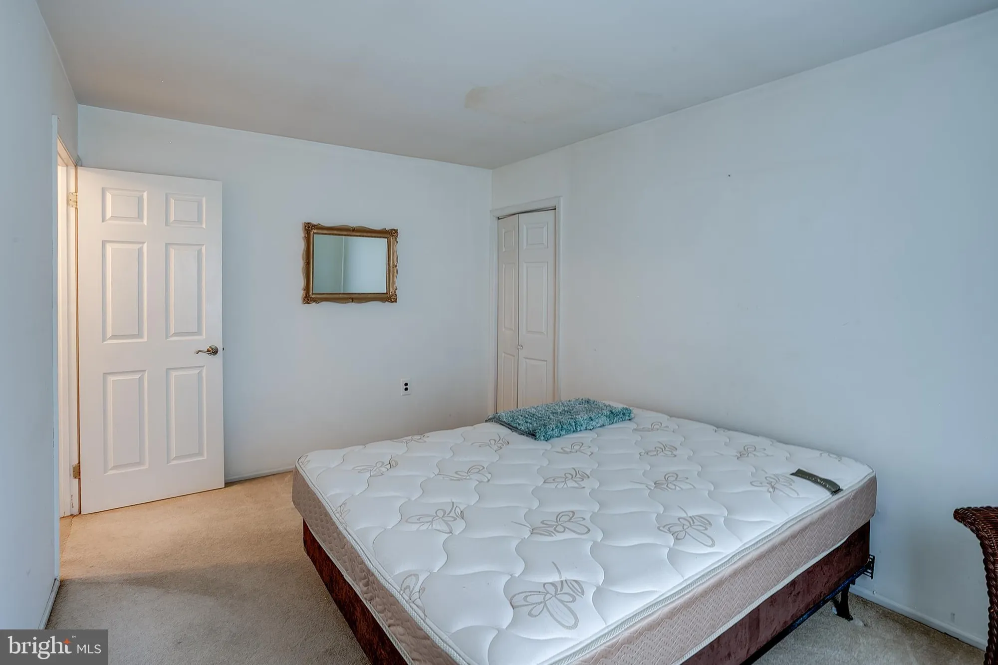 Property Slideshow image 14 of 25 | 53 knollwood dr, Deptford, NJ, 08096