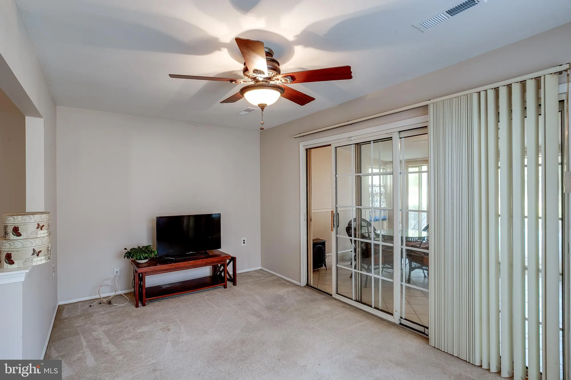 Property Slideshow image 16 of 25 | 53 knollwood dr, Deptford, NJ, 08096