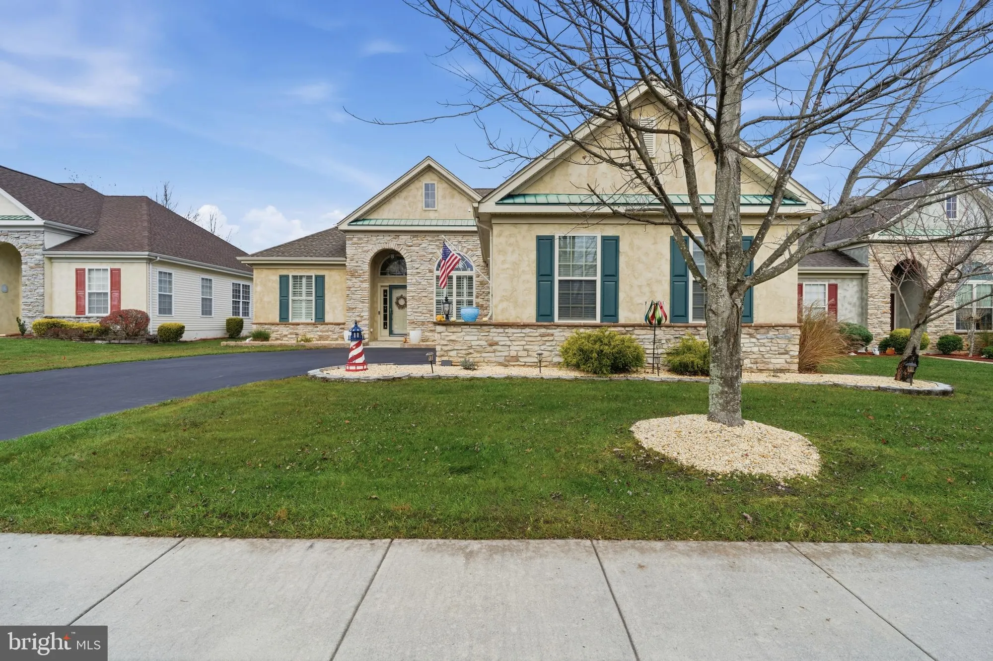 Property Slideshow image 5 of 51 | 37 mission way, Barnegat, NJ, 08005