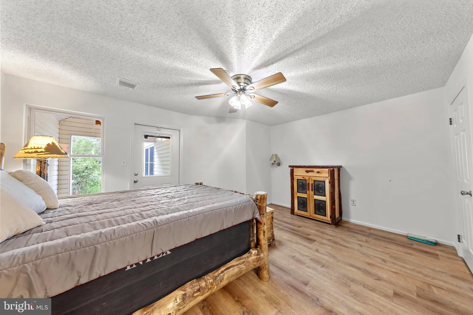 Property Slideshow image 31 of 60 | 107 deerfield dr, Manahawkin, NJ, 08050