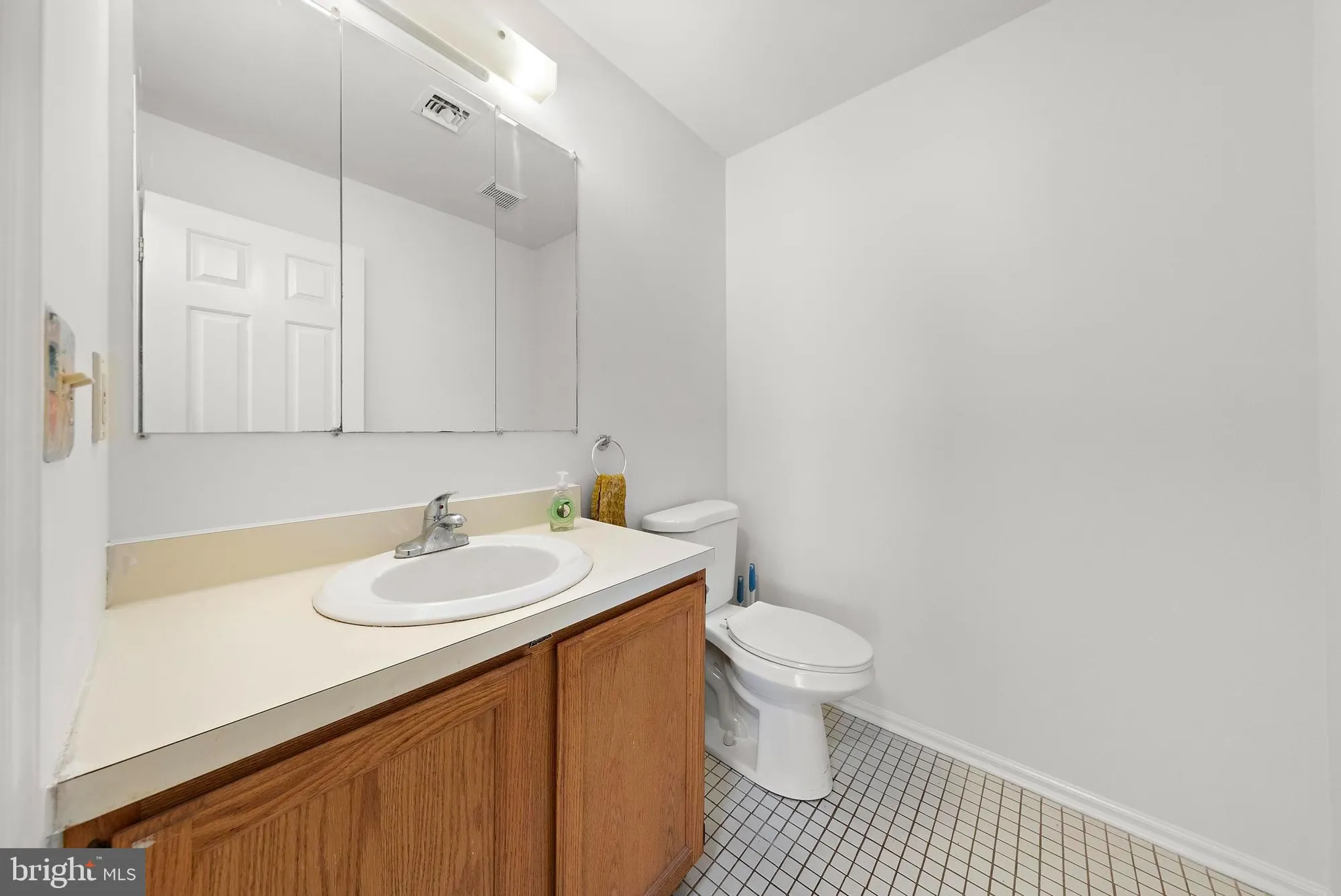 Property Slideshow image 37 of 60 | 107 deerfield dr, Manahawkin, NJ, 08050