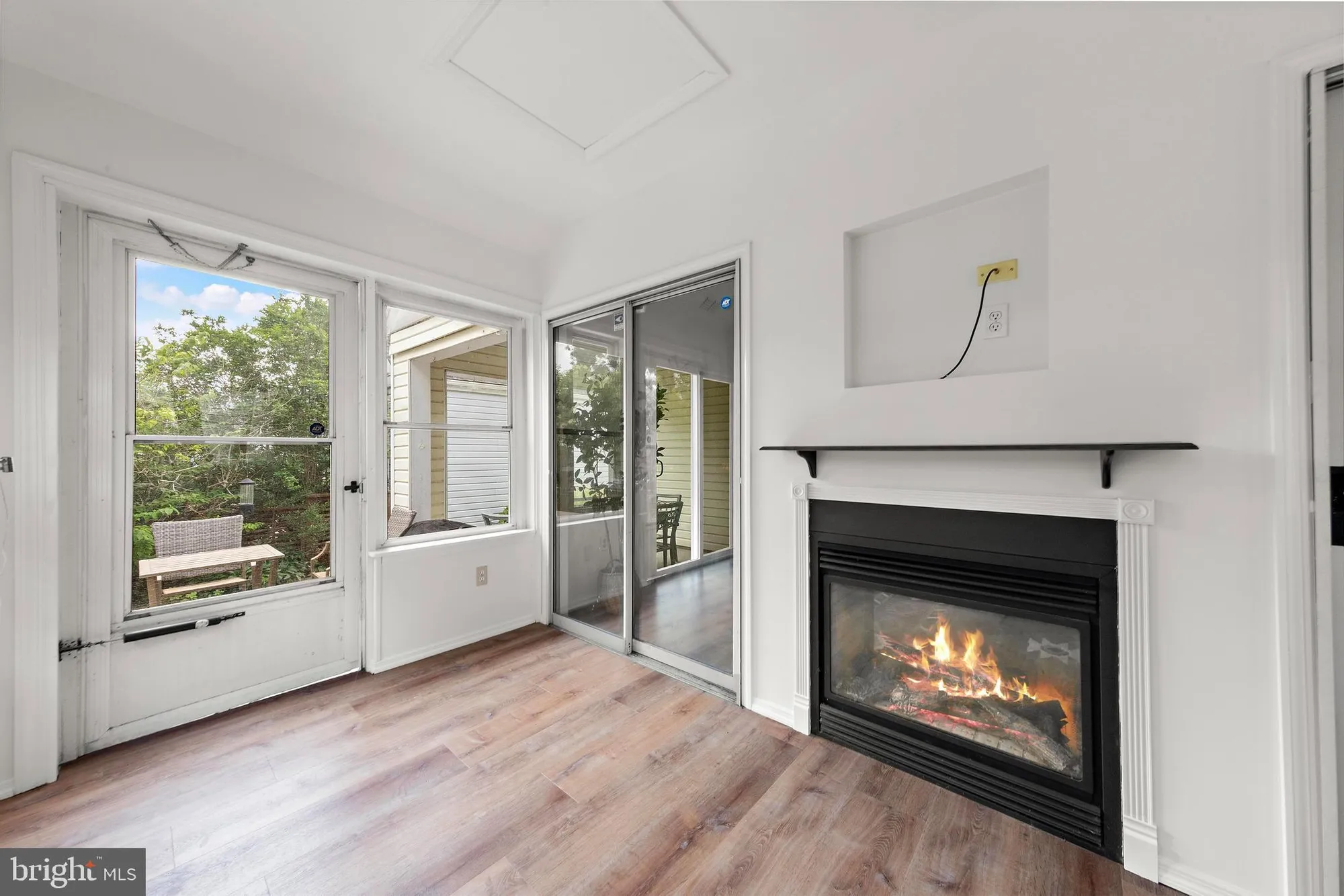 Property Slideshow image 44 of 60 | 107 deerfield dr, Manahawkin, NJ, 08050