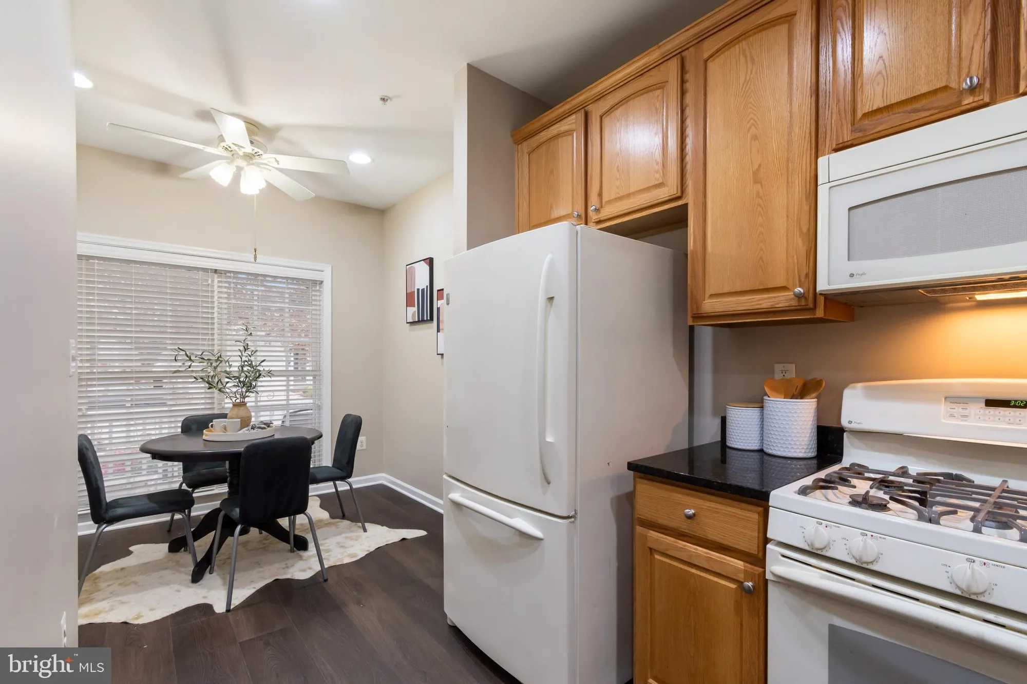 Property Slideshow image 8 of 40 | 8 hayride ln # 222, Taneytown, MD, 21787