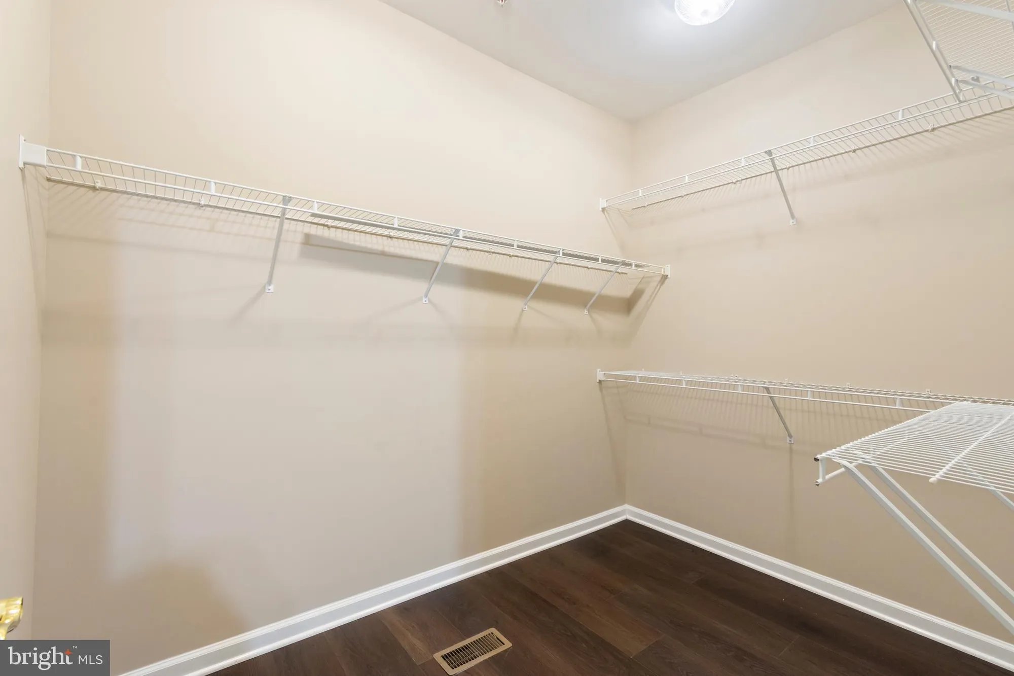 Property Slideshow image 22 of 40 | 8 hayride ln # 222, Taneytown, MD, 21787