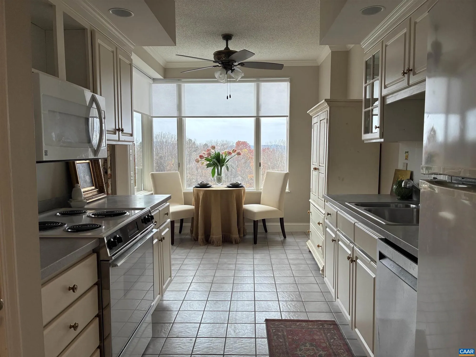 Property Slideshow image 10 of 30 | 500 crestwood dr 2403, Charlottesville, VA, 22903