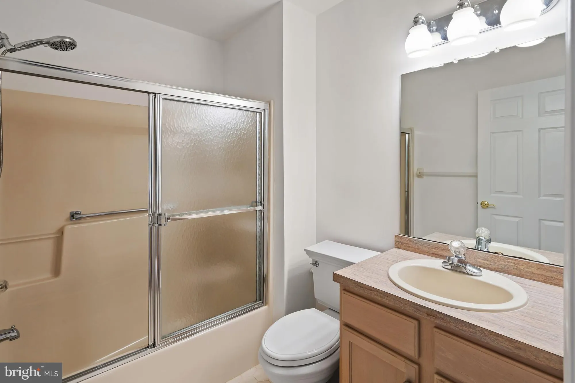 Property Slideshow image 21 of 32 | 12 rye ct, Jackson, NJ, 08527