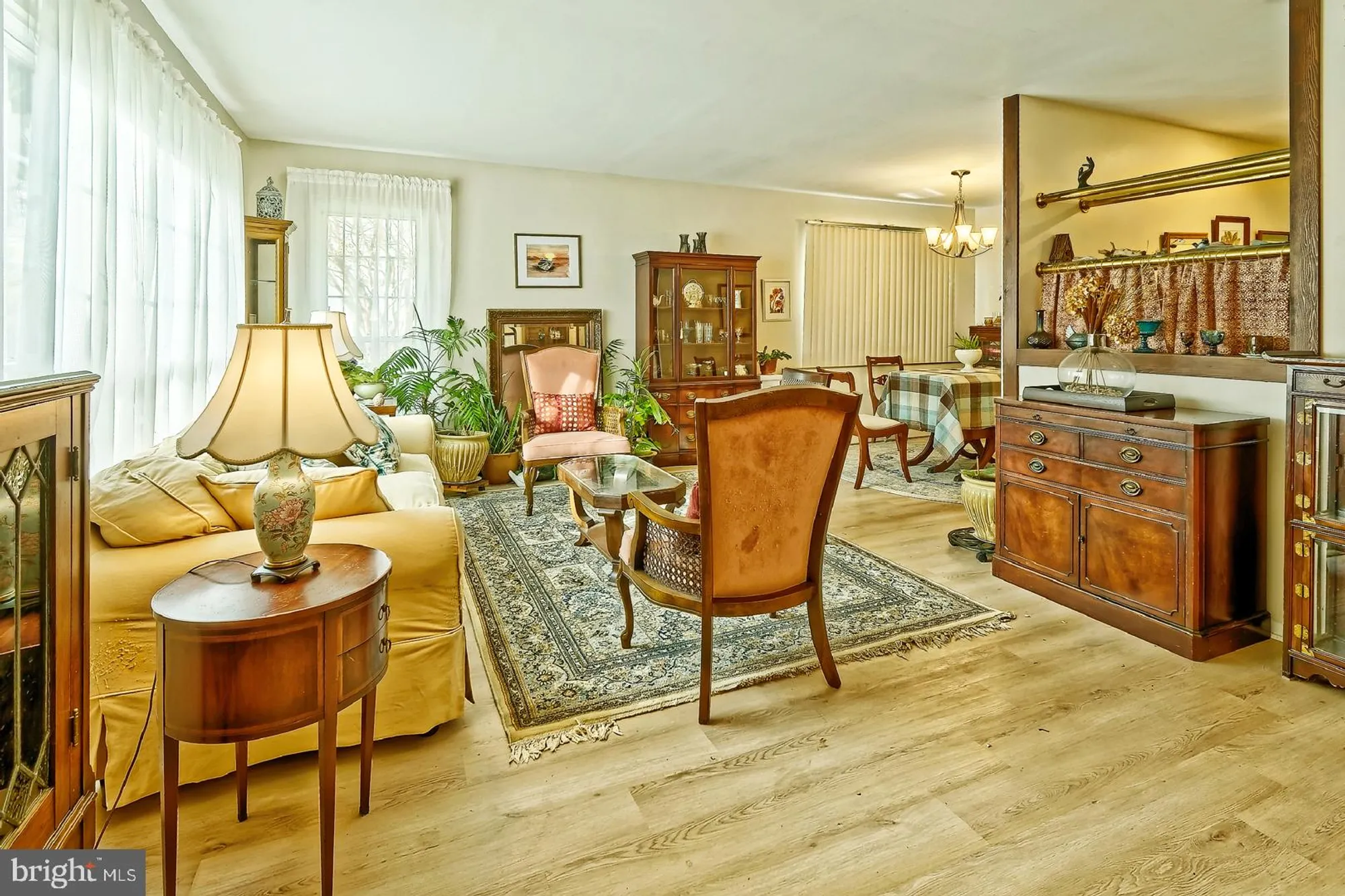 Property Slideshow image 5 of 25 | 103 buckingham dr, Southampton, NJ, 08088