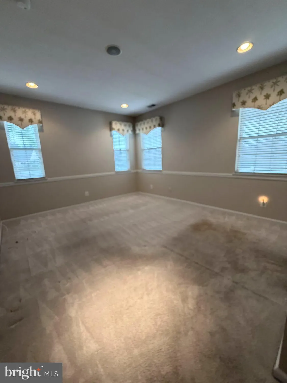 Property Slideshow image 12 of 19 | 1 caserta dr, Sewell, NJ, 08080