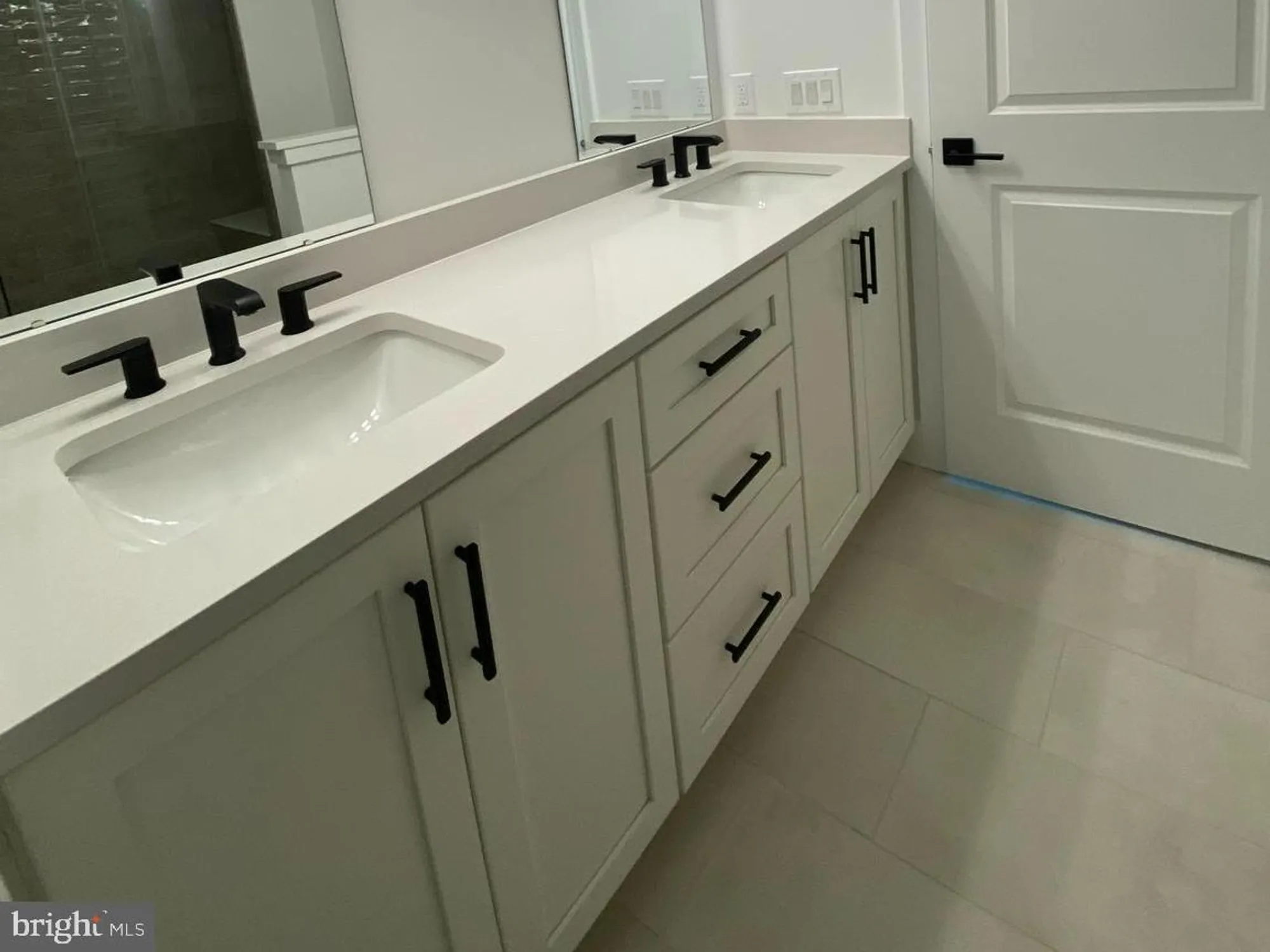 Property Slideshow image 7 of 15 | 10 cherry ln, West Windsor, NJ, 08550