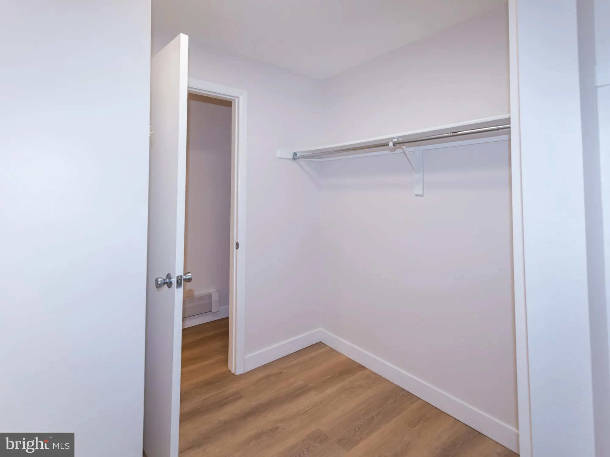Property Slideshow image 23 of 34 | 15422 bramblewood dr # 21-b, Silver Spring, MD, 20906