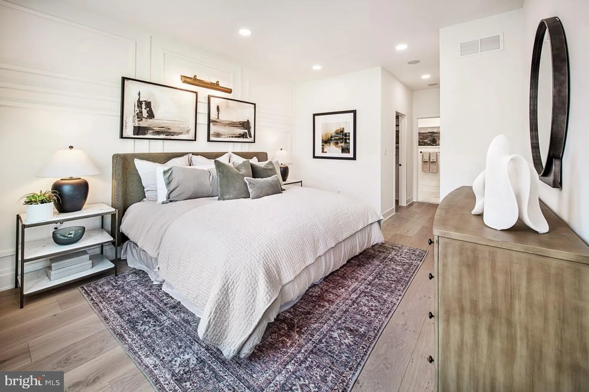 Property Slideshow image 14 of 16 | 5 cherry ln, West Windsor, NJ, 08550