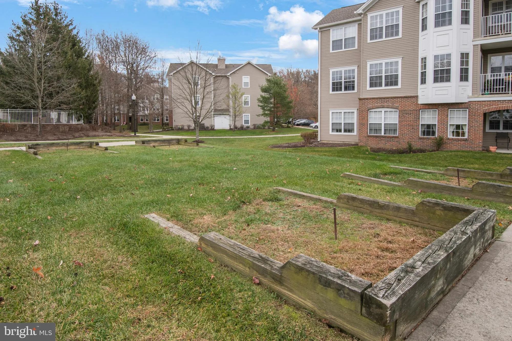 Property Slideshow image 36 of 46 | 511 mowat cir, Hamilton, NJ, 08690