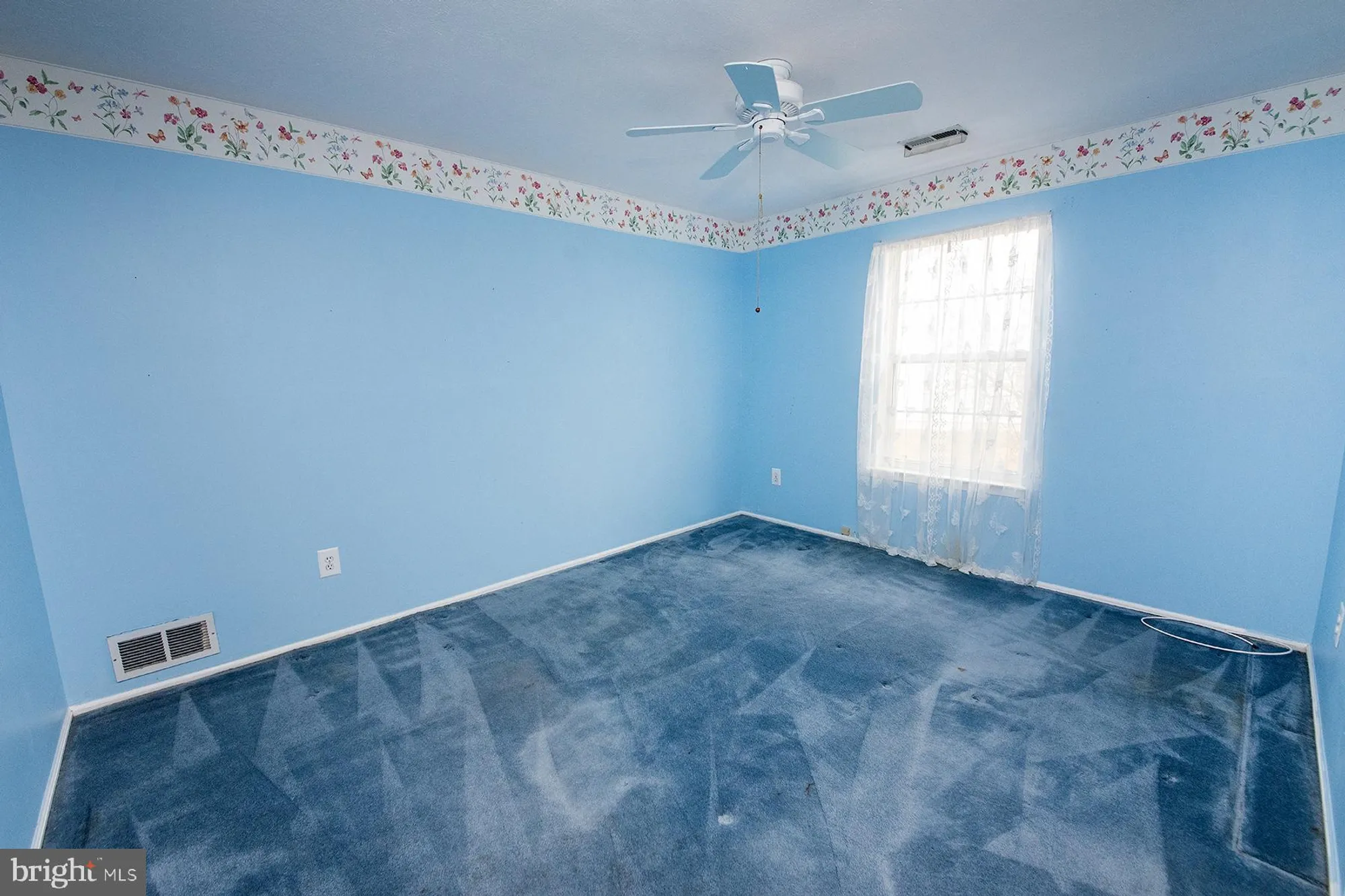 Property Slideshow image 23 of 35 | 422 elderberry ct, Mount Laurel, NJ, 08054