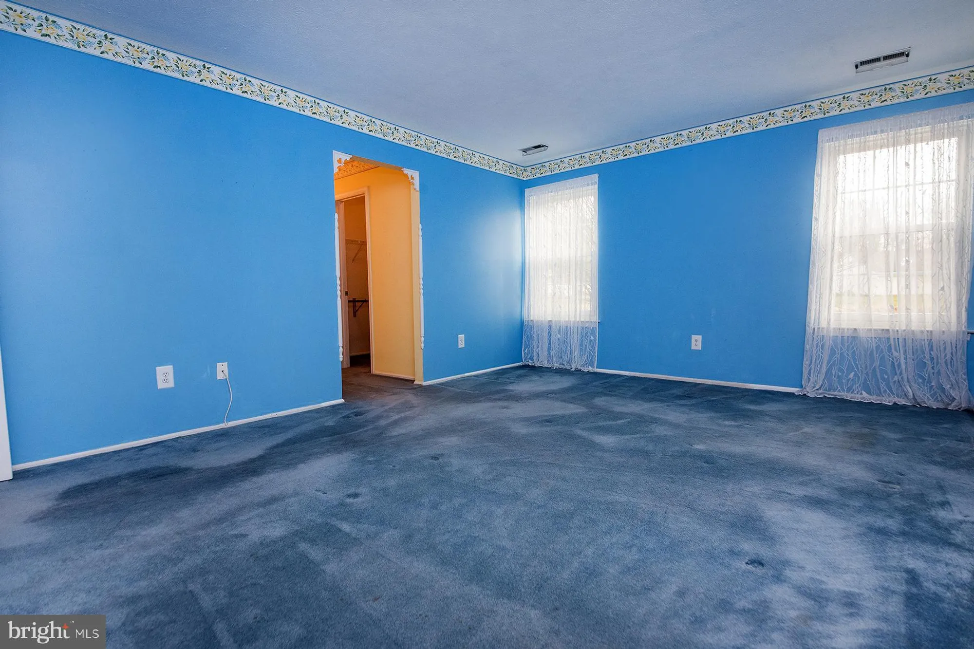 Property Slideshow image 17 of 35 | 422 elderberry ct, Mount Laurel, NJ, 08054