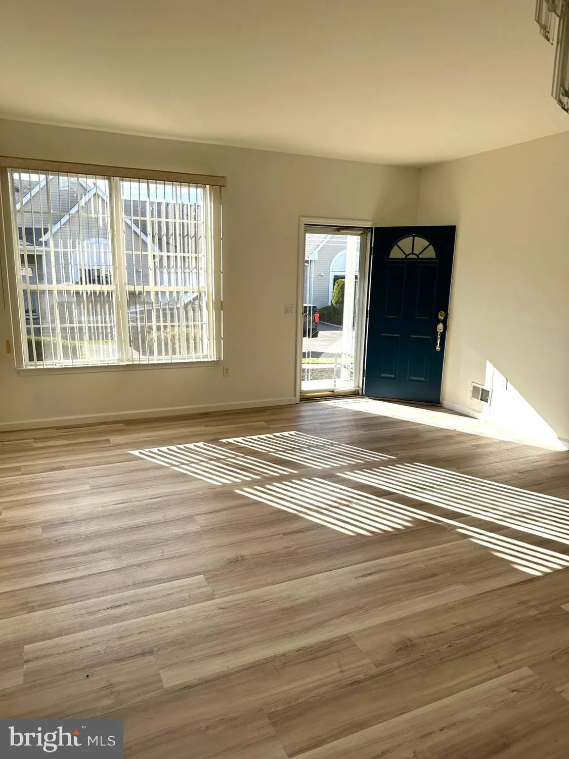 Property Slideshow image 2 of 4 | 33 deerchase ln, Lakewood, NJ, 08701