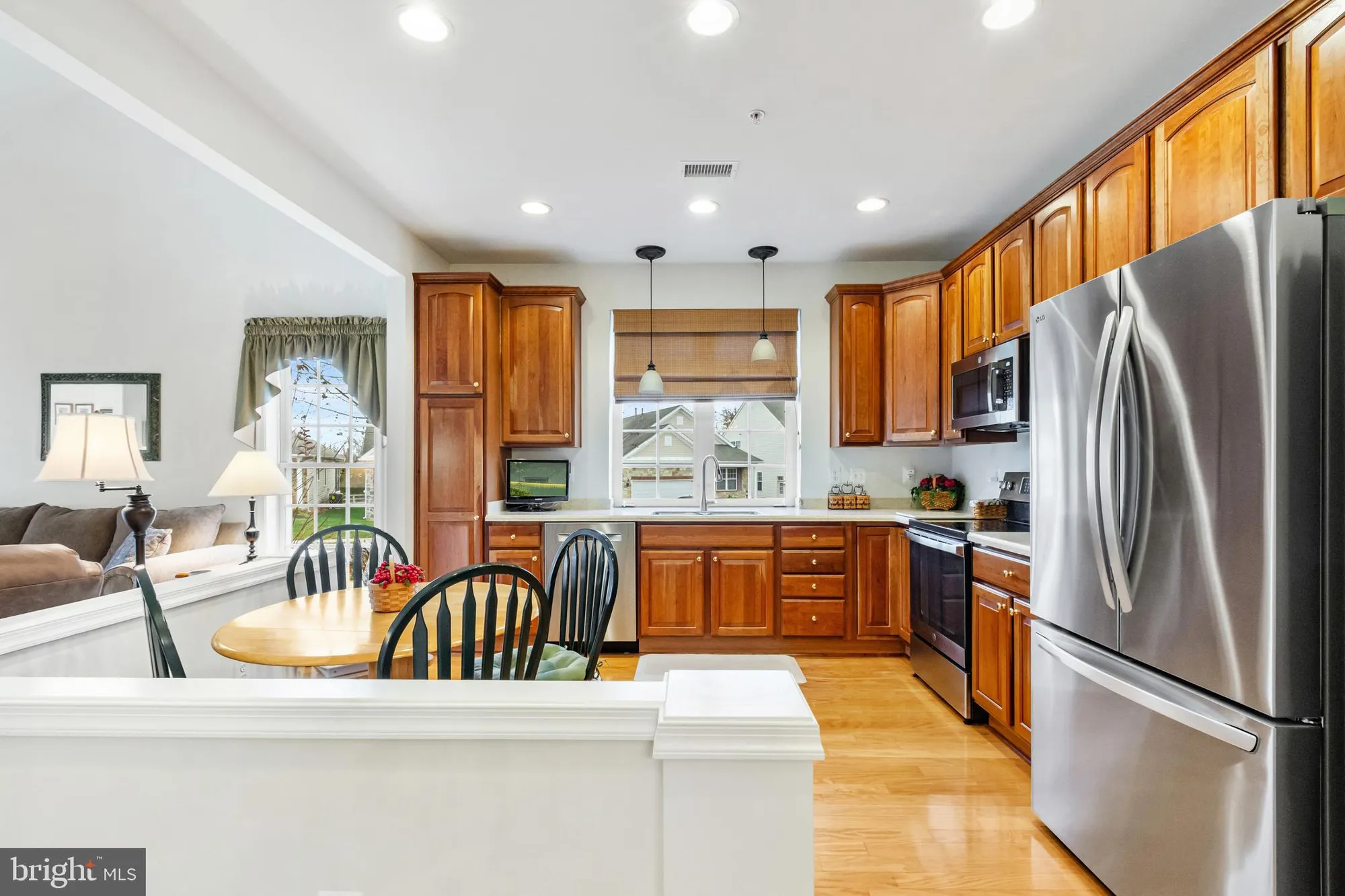 Property Slideshow image 9 of 45 | 180 saddletop dr # 368, Taneytown, MD, 21787