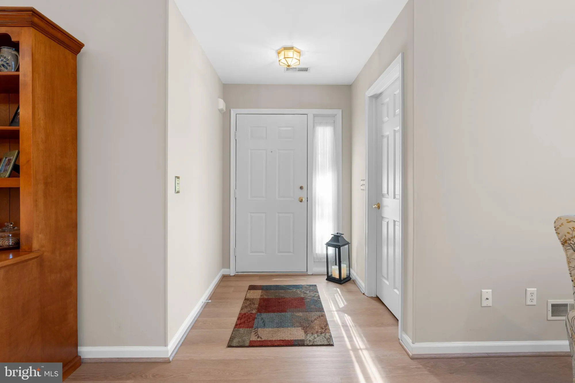 Property Slideshow image 4 of 23 | 124 hollybush cir, Souderton, PA, 18964