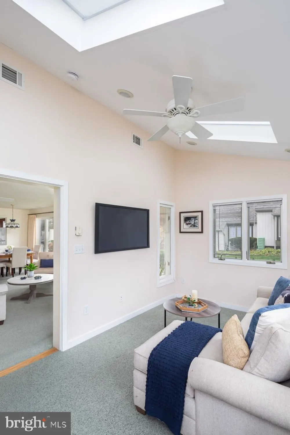 Property Slideshow image 11 of 22 | 293 devon ln, West Chester, PA, 19380