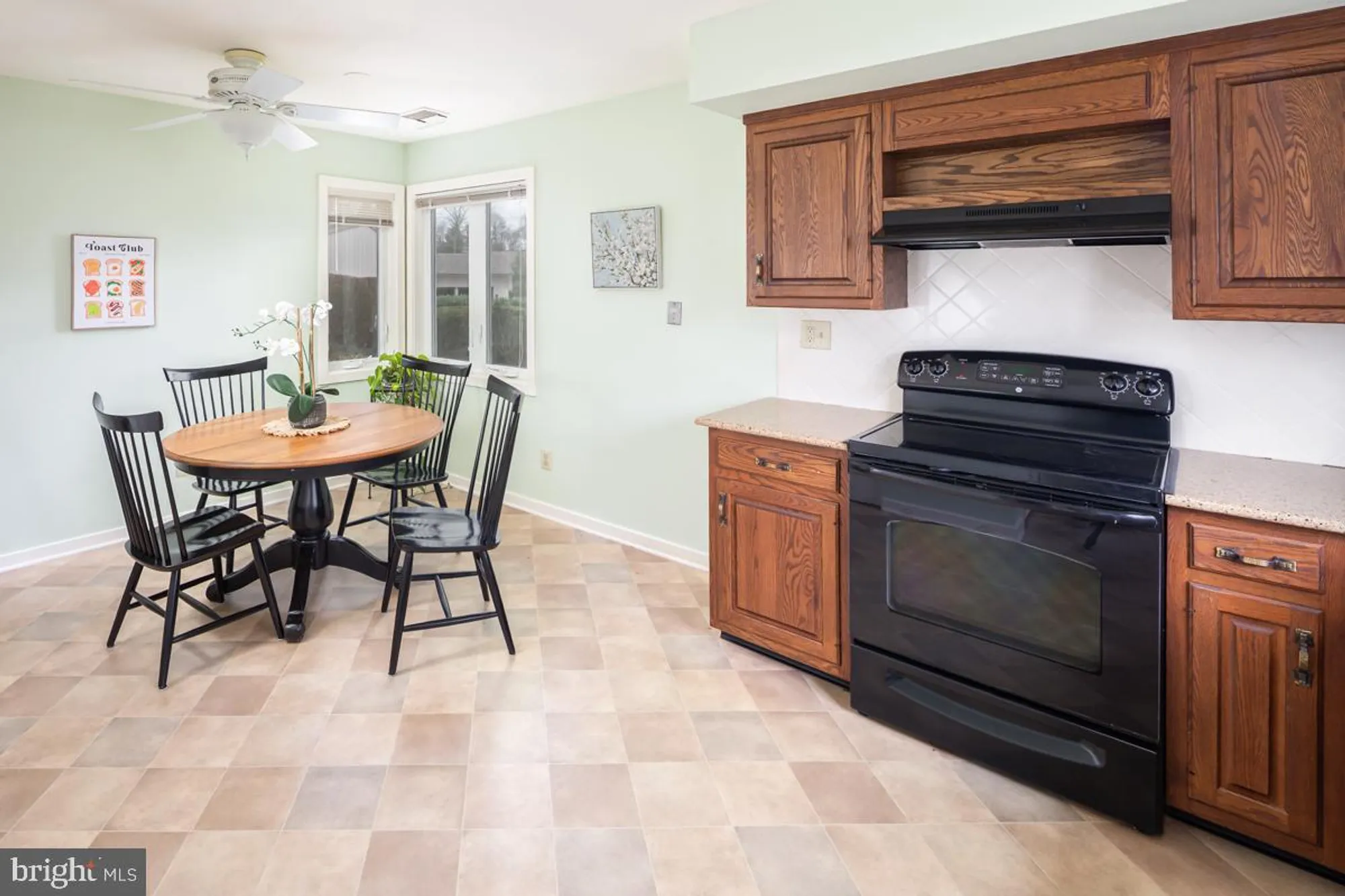 Property Slideshow image 14 of 22 | 293 devon ln, West Chester, PA, 19380