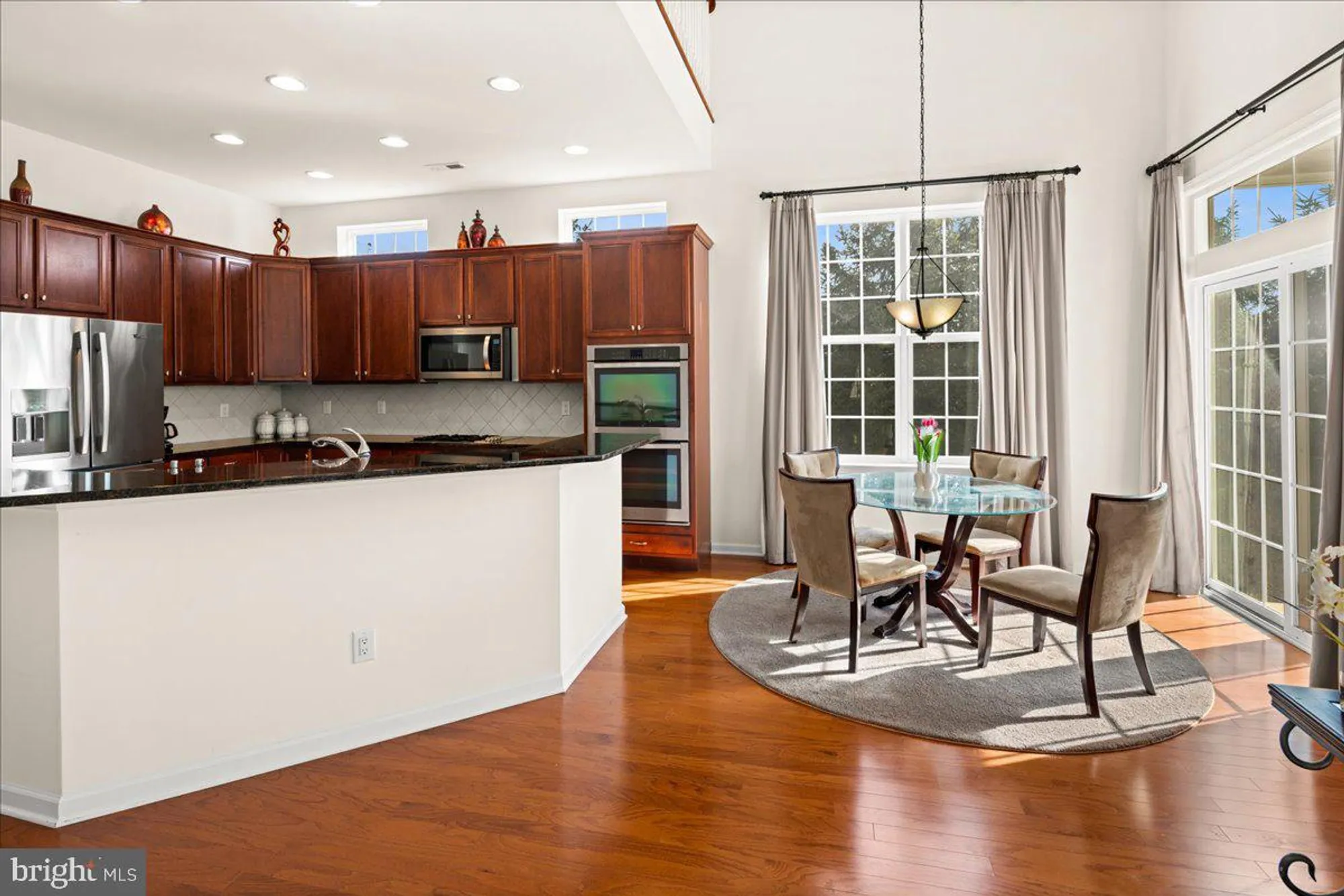 Property Slideshow image 15 of 65 | 9 bellingham dr, Kendall Park, NJ, 08824