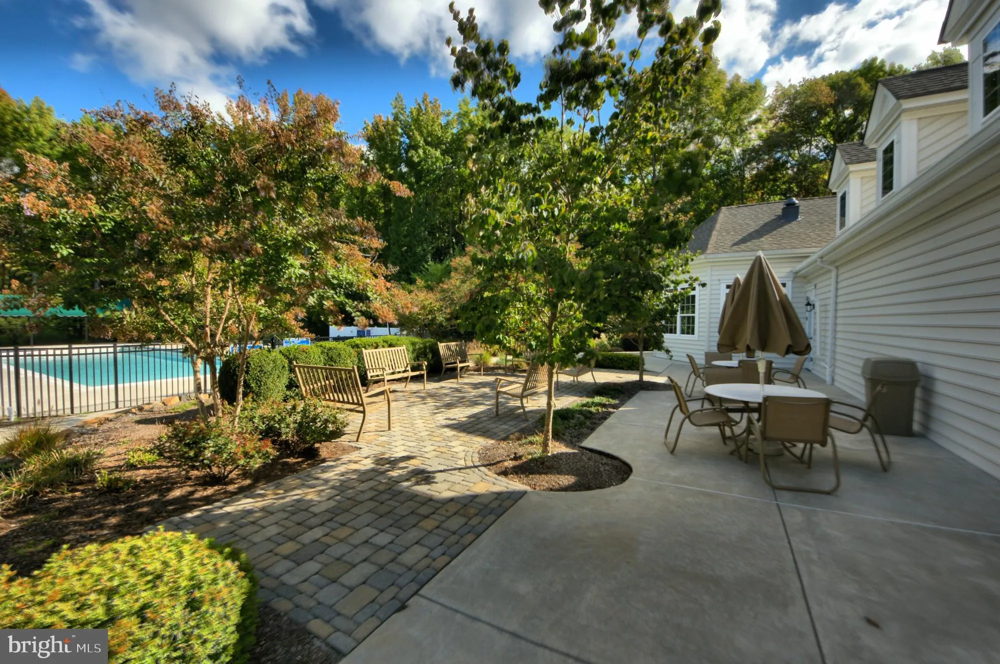 Property Slideshow image 61 of 65 | 9 bellingham dr, Kendall Park, NJ, 08824