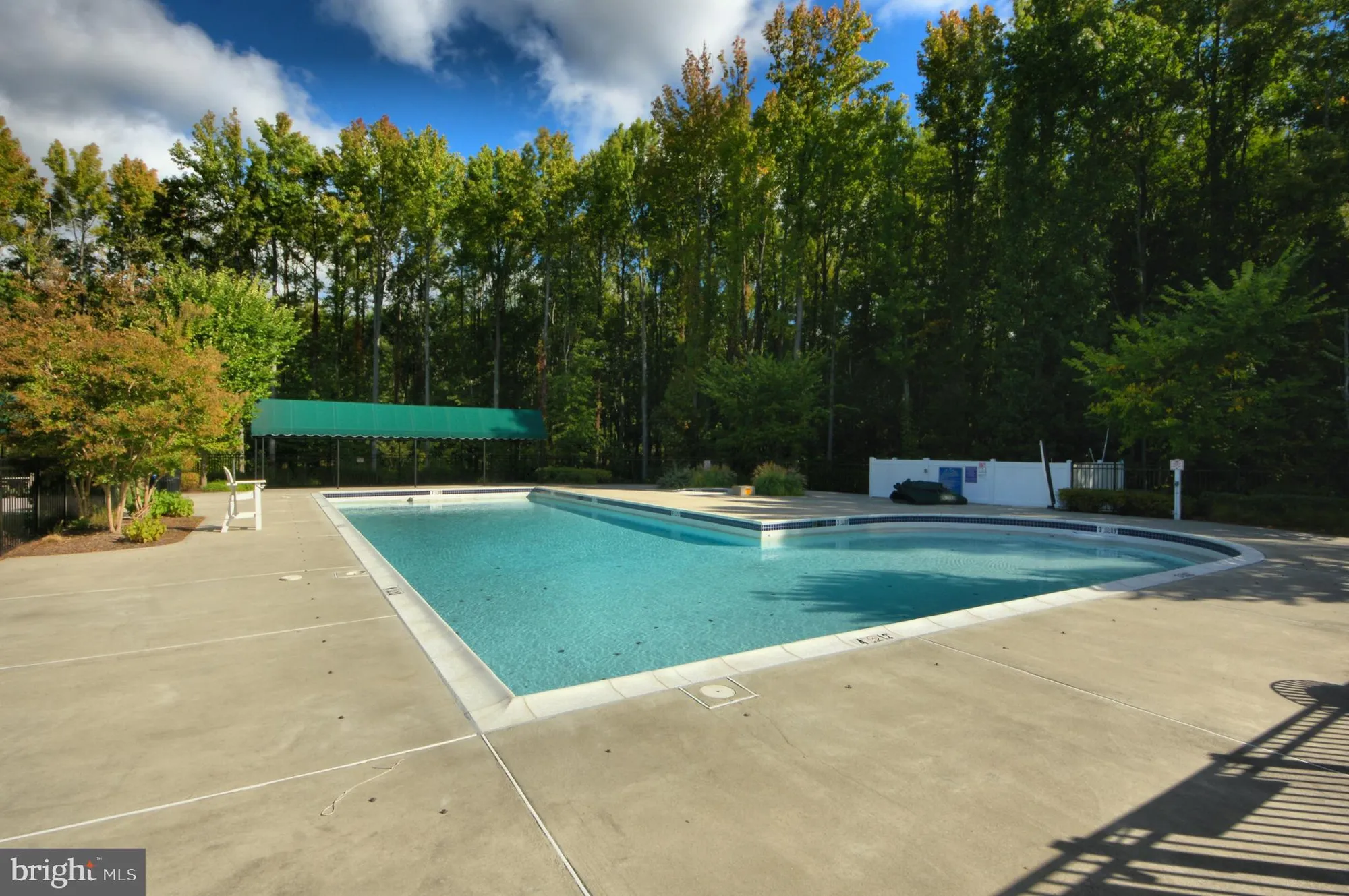 Property Slideshow image 63 of 65 | 9 bellingham dr, Kendall Park, NJ, 08824